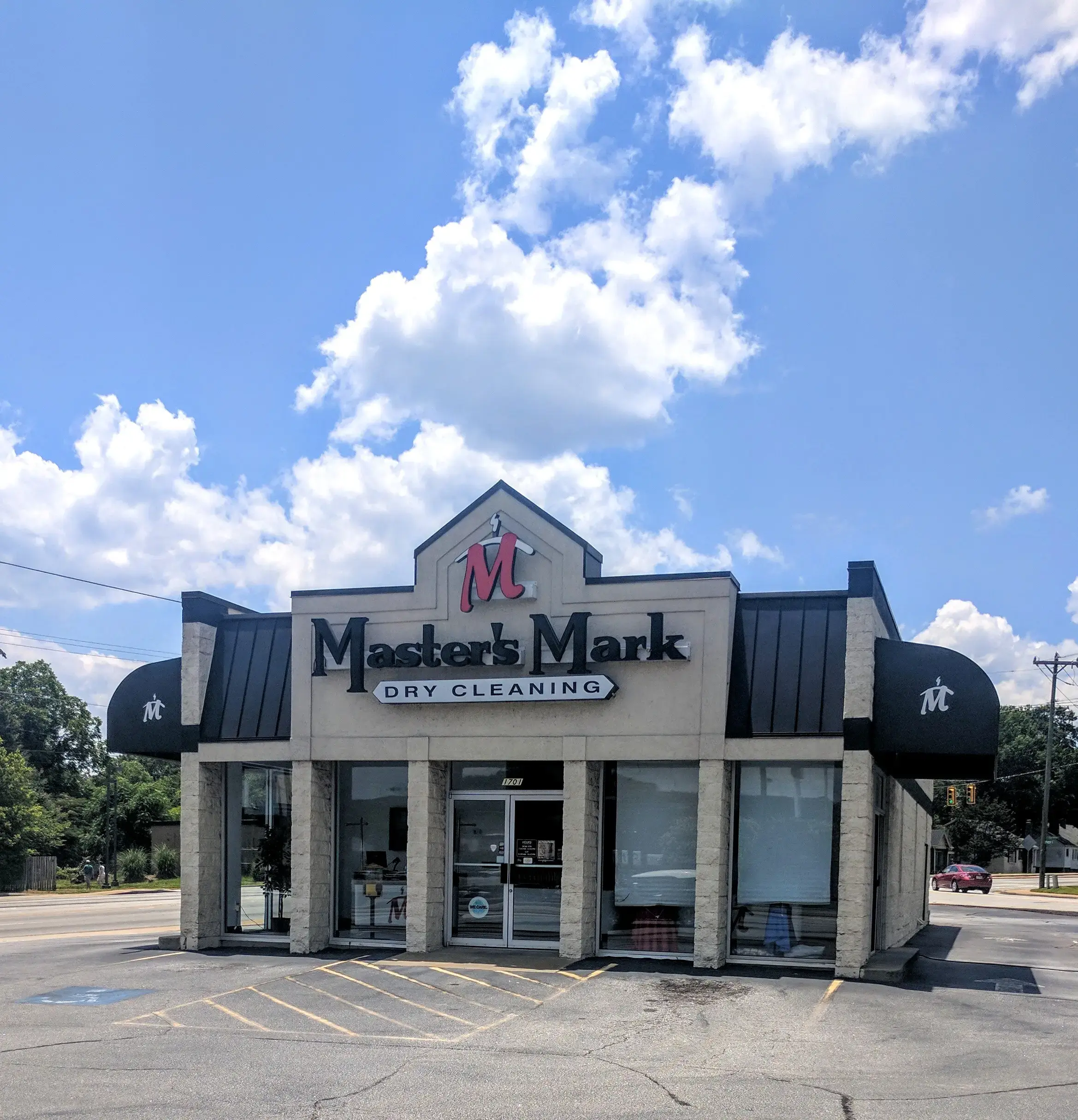 Master's Mark Dry Cleaners - Image 1