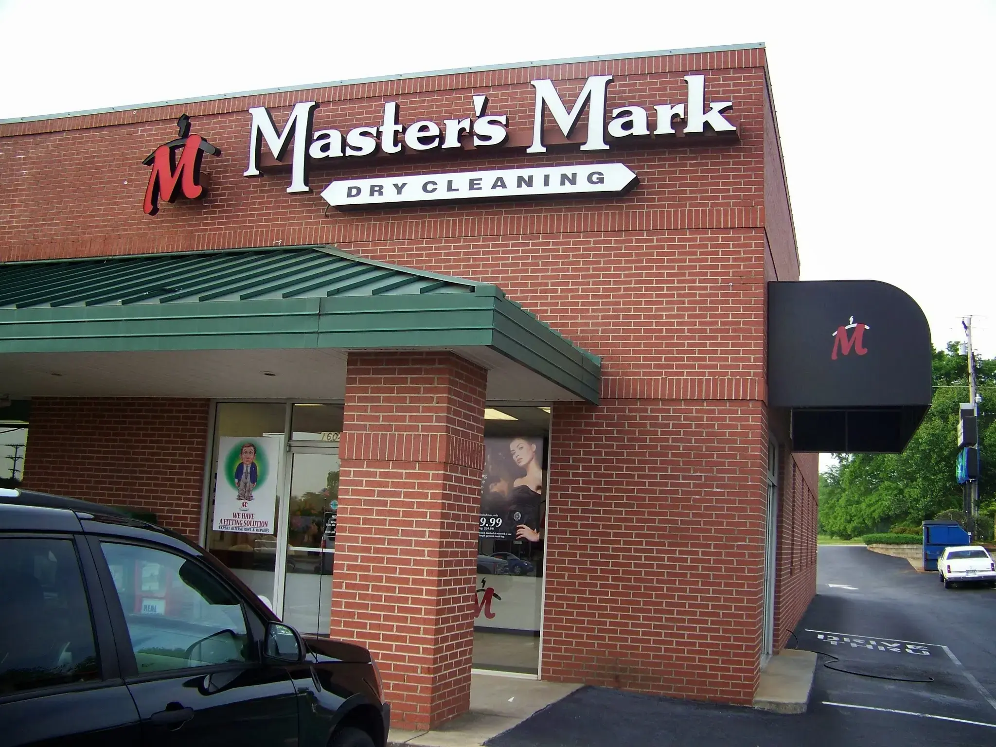 Master's Mark Dry Cleaners thumbnail 10