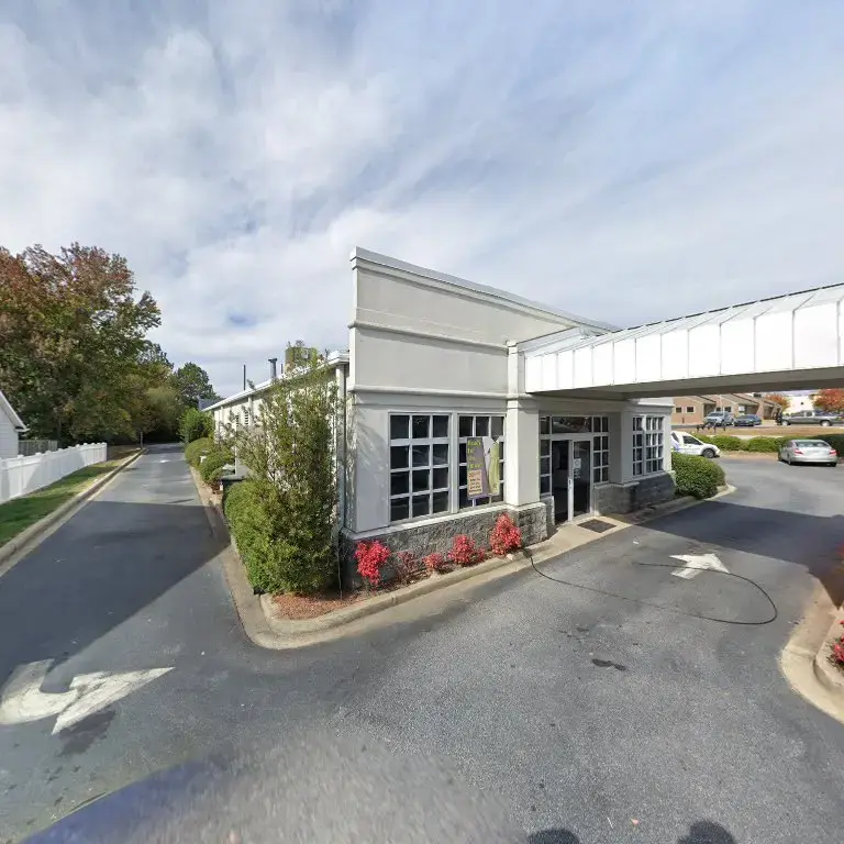 Master's Mark Dry Cleaners - Image 13