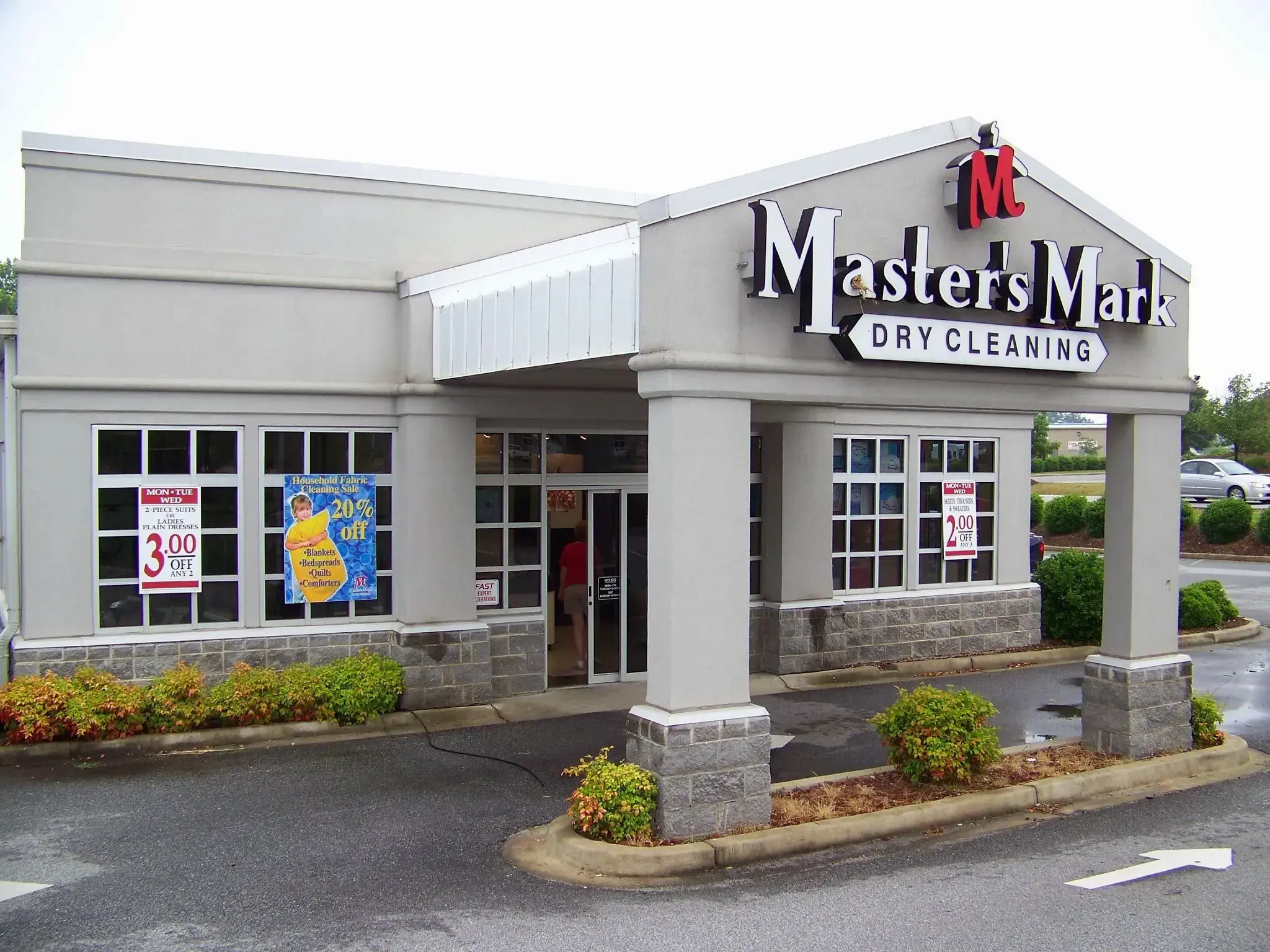 Master's Mark Dry Cleaners thumbnail 1