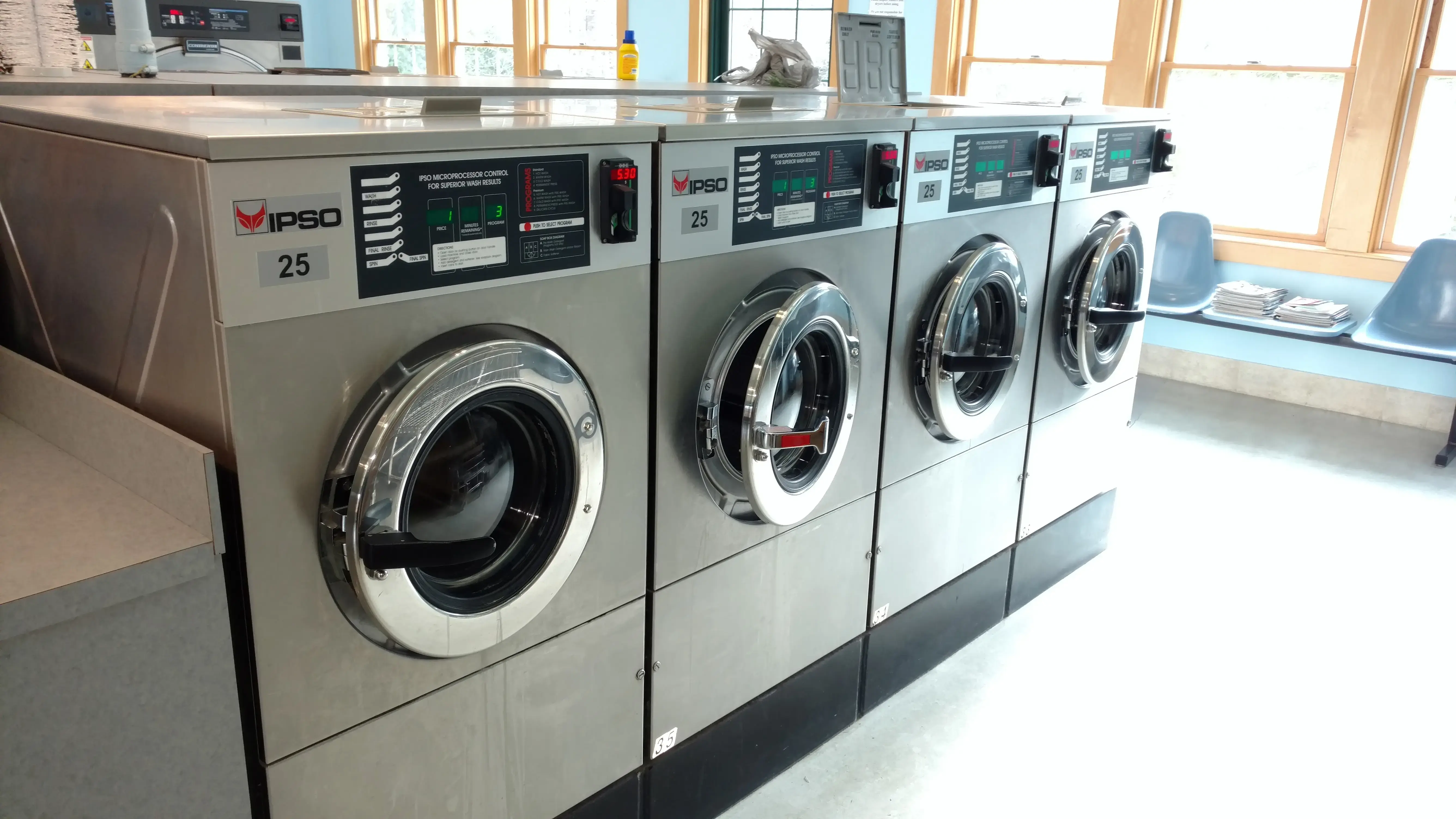 Mattapoisett Laundromat - Image 11