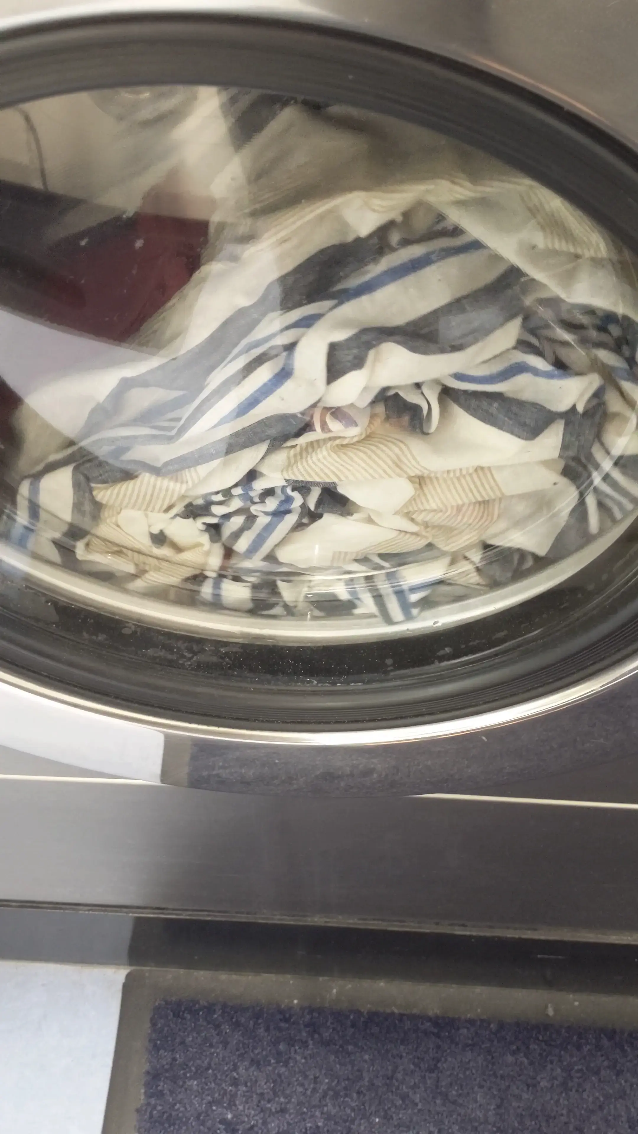 Mattapoisett Laundromat thumbnail 9