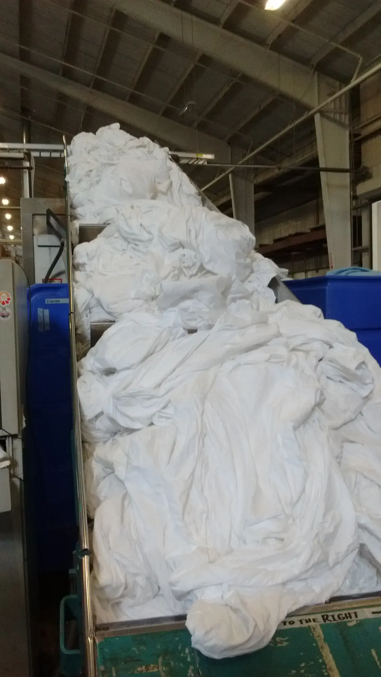 Maui Linen Supply - Image 9