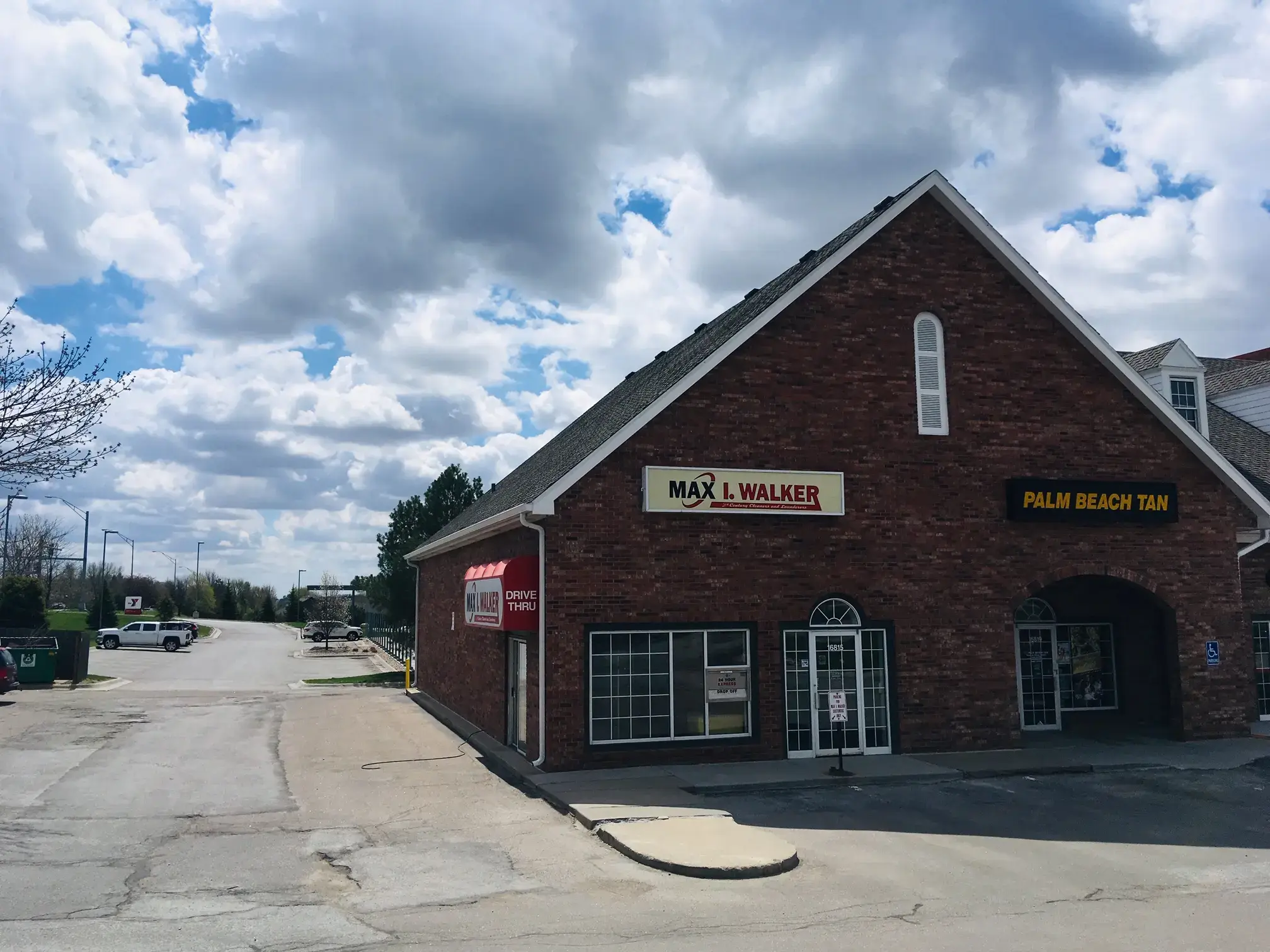 Max I. Walker — 168th & Q Store thumbnail 14