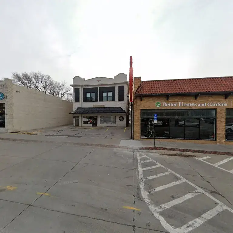 Max I. Walker — 50th & Underwood Store - Image 18