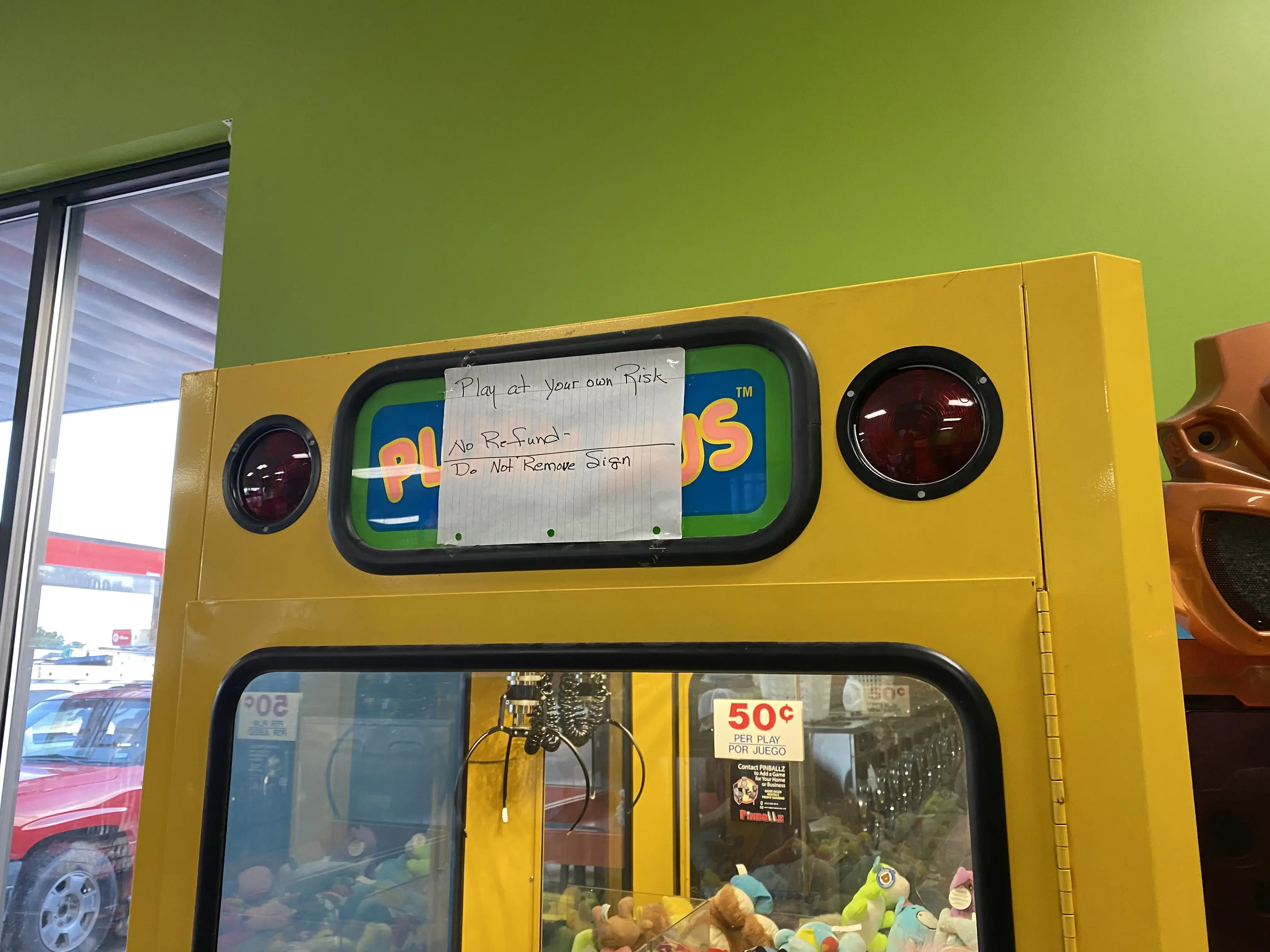 Max Wash Washateria Laundry Laundromat thumbnail 10