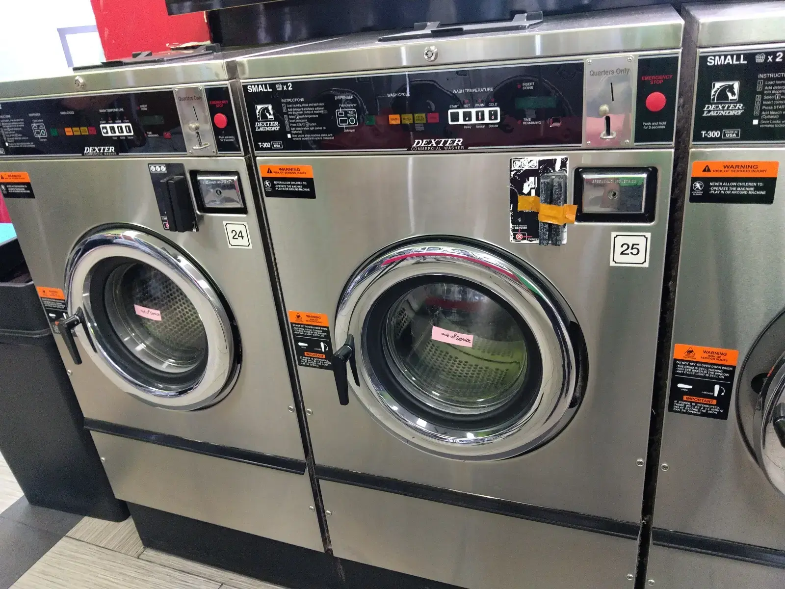 Max Wash Washateria Laundry Laundromat - Image 19
