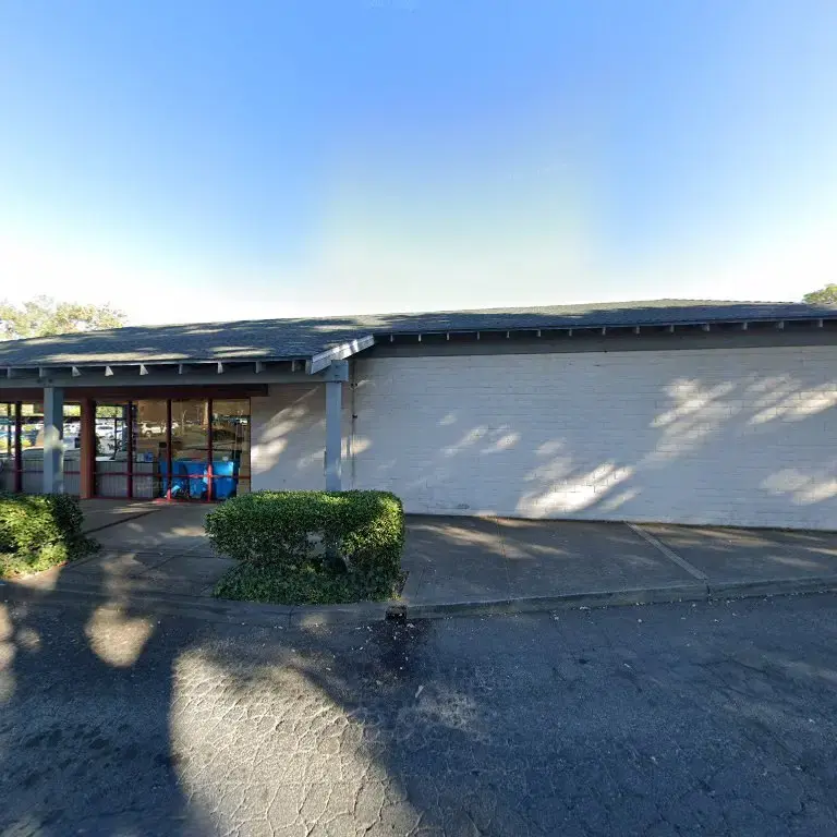 Maxwell Village Cleaners - Image 13
