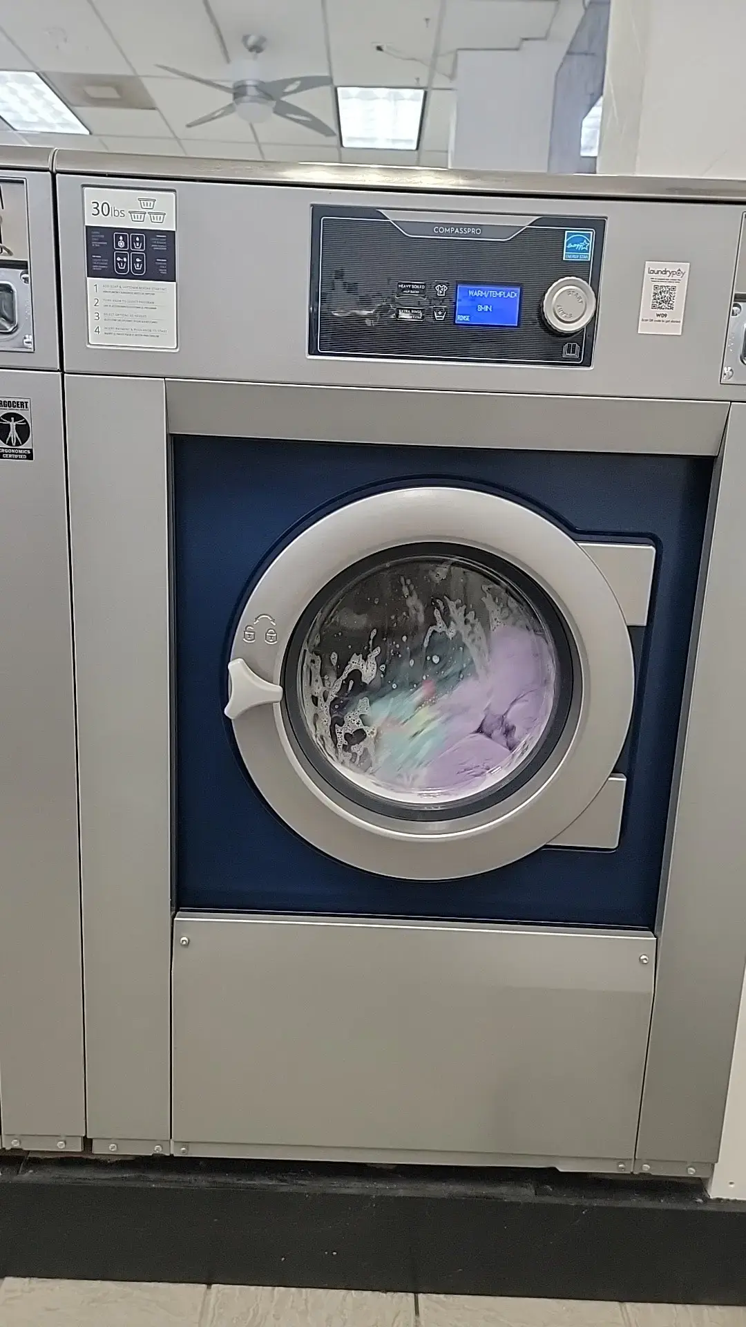 Mayfair Laundromat - Image 10