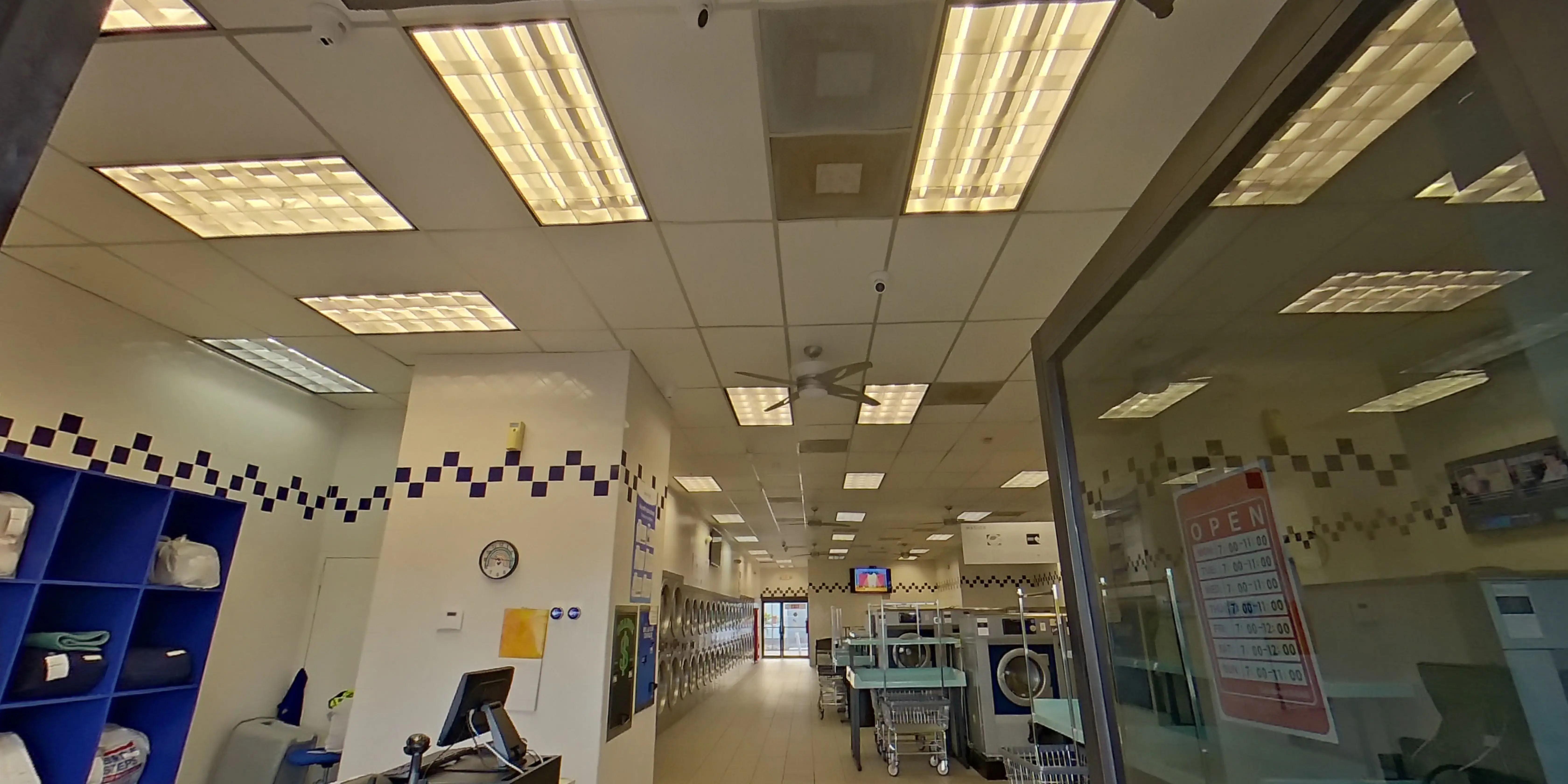 Mayfair Laundromat - Image 14