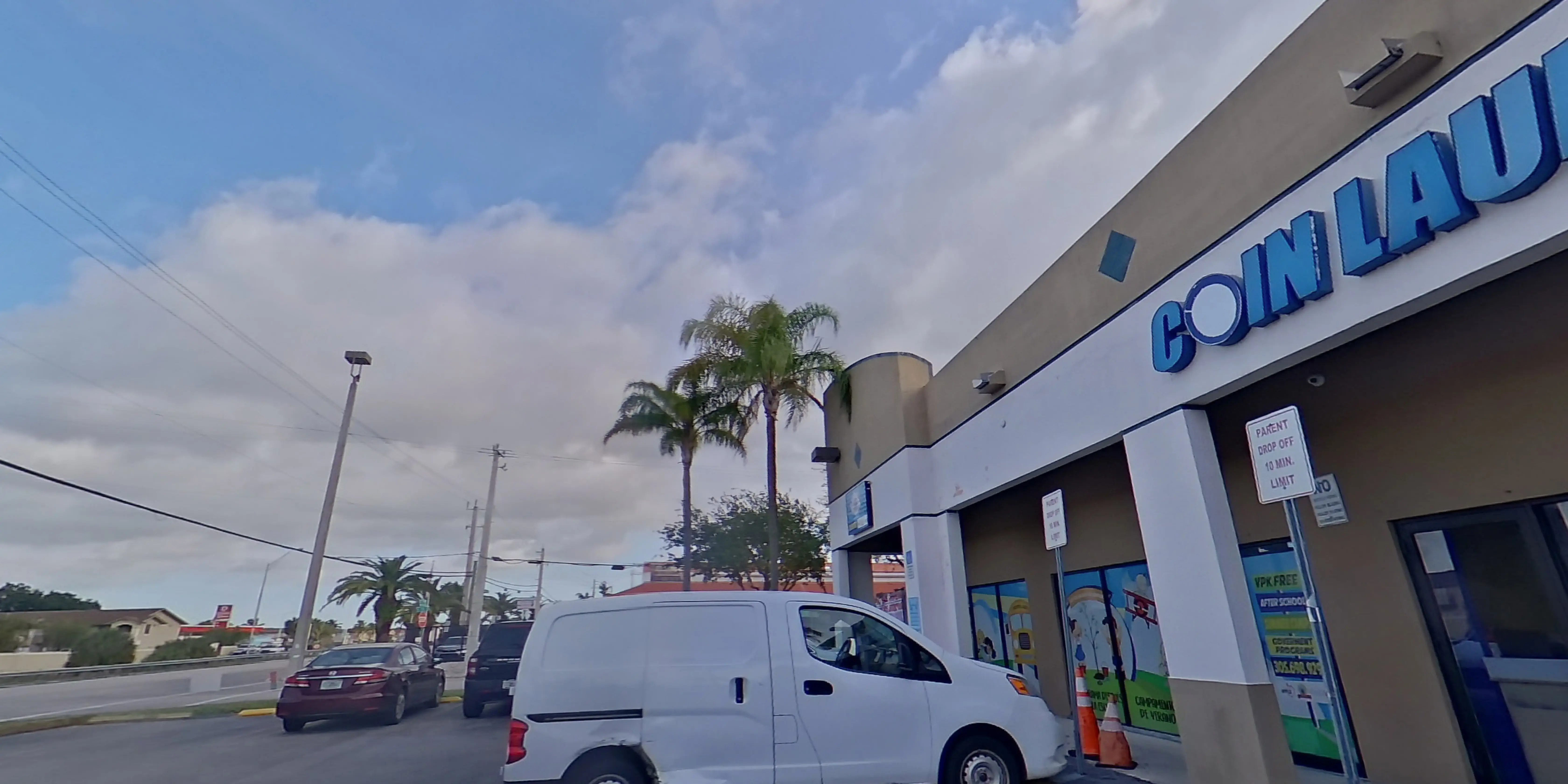 Mayfair Laundromat - Image 16
