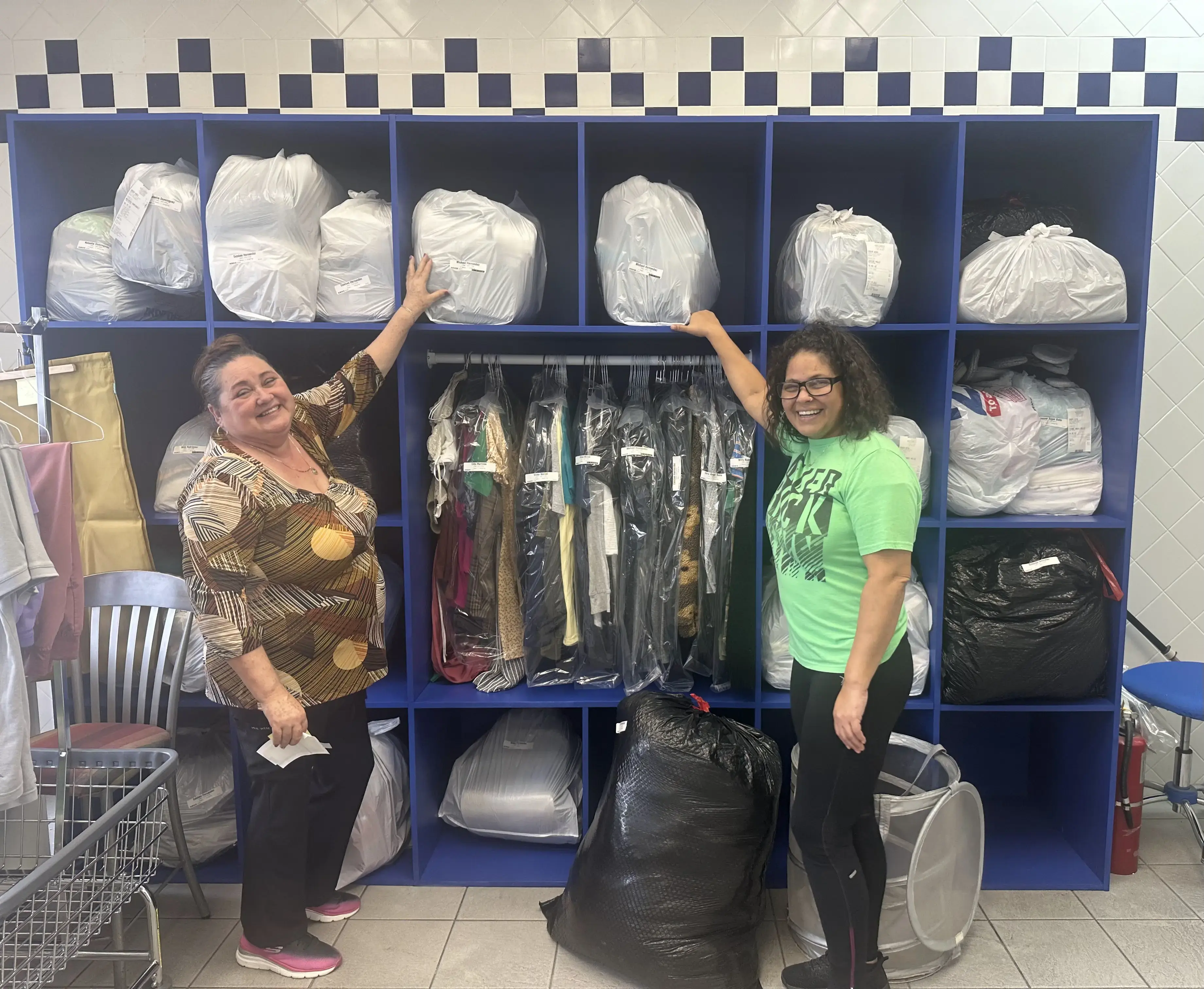 Mayfair Laundromat - Image 6