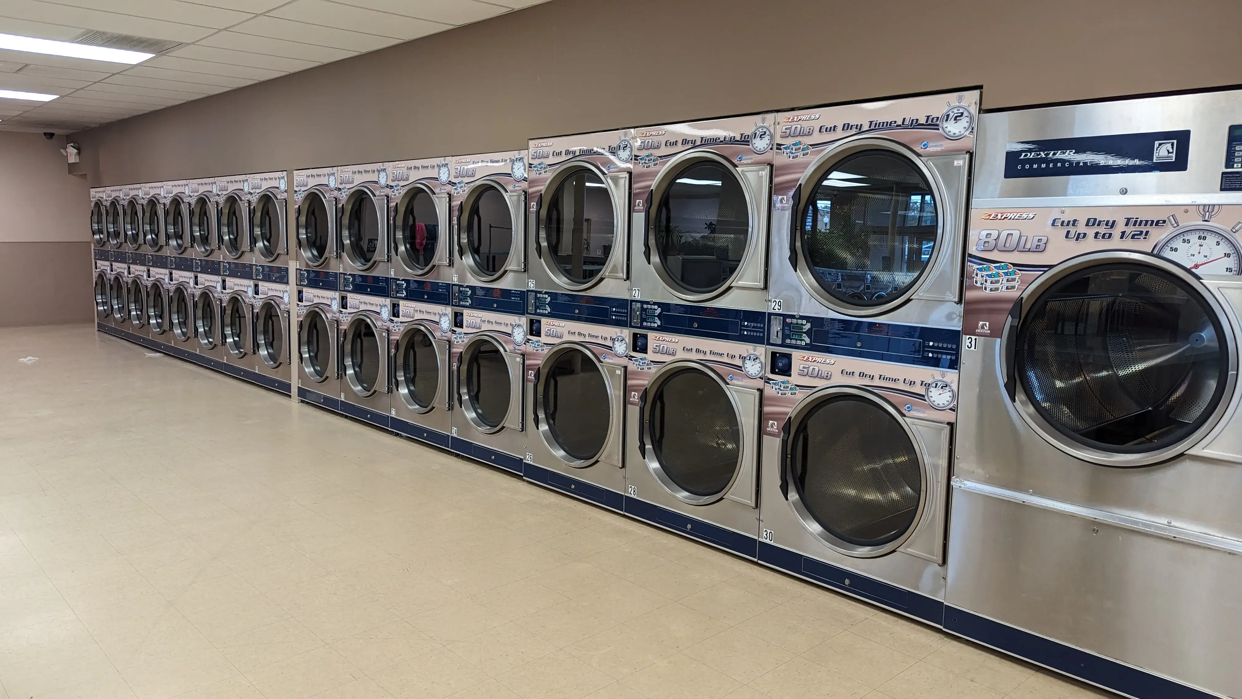 Mayfair Laundromat thumbnail 18