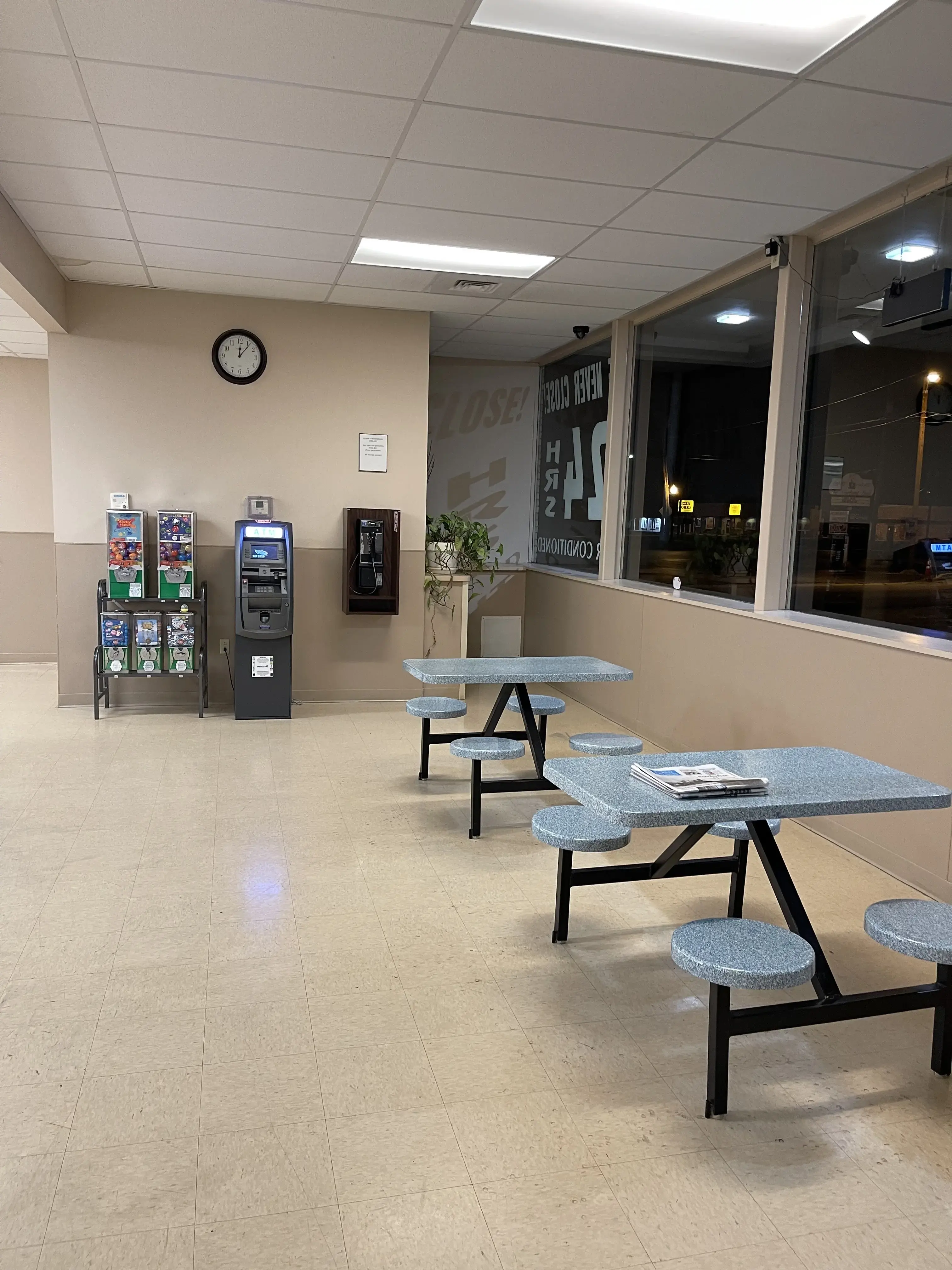Mayfair Laundromat thumbnail 3