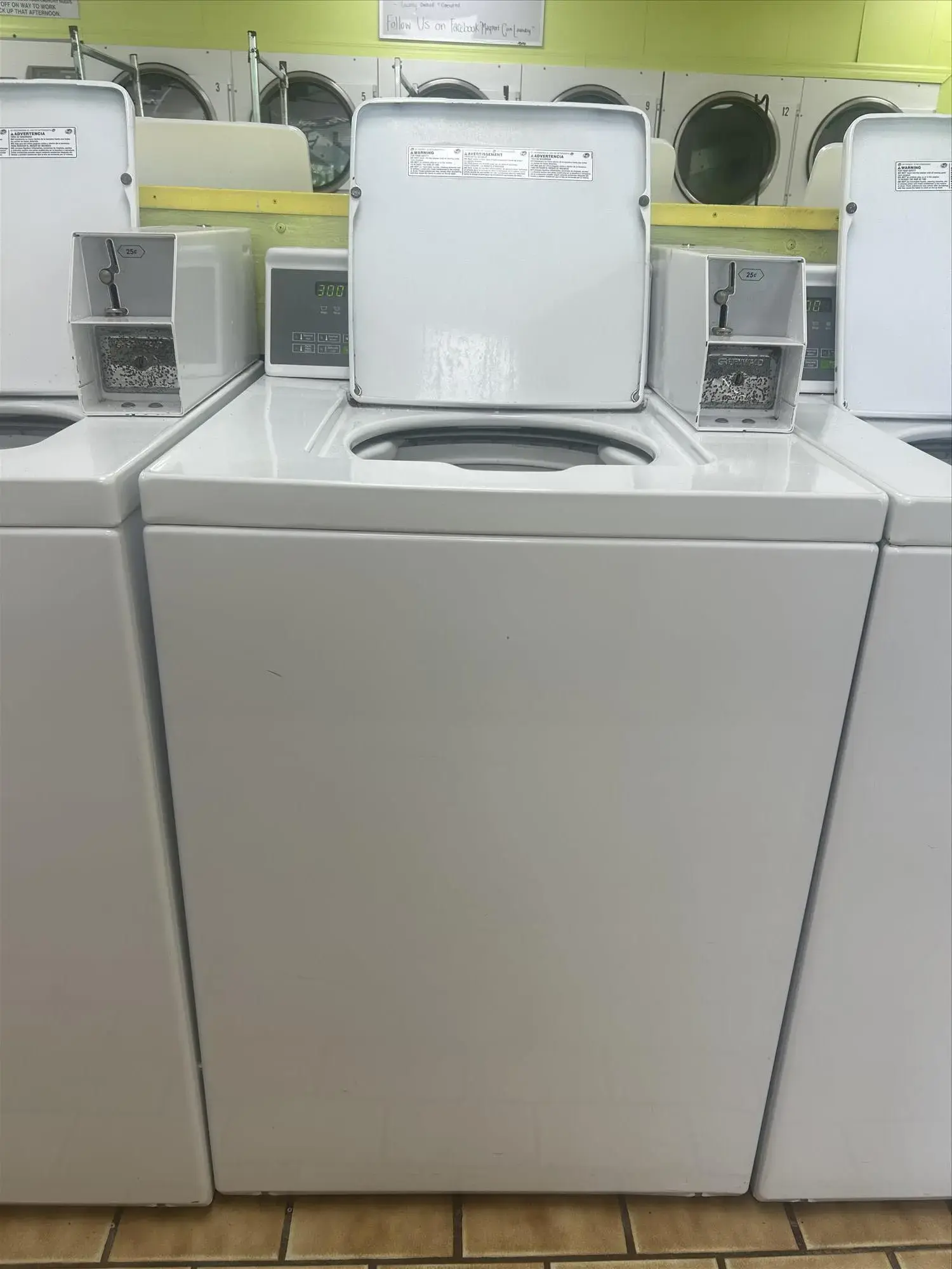 Mayport Coin Laundry - Image 8
