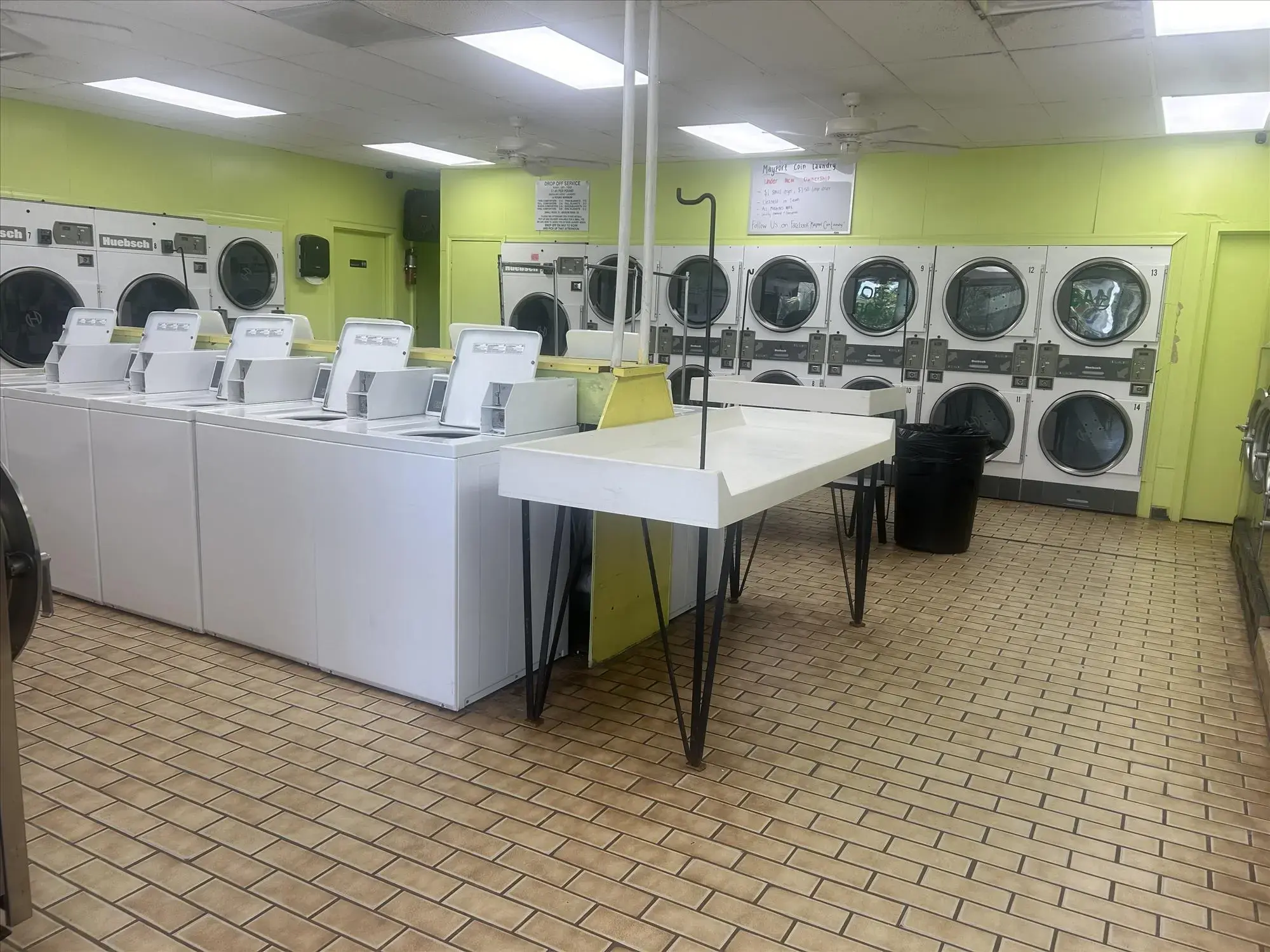 Mayport Coin Laundry thumbnail 16