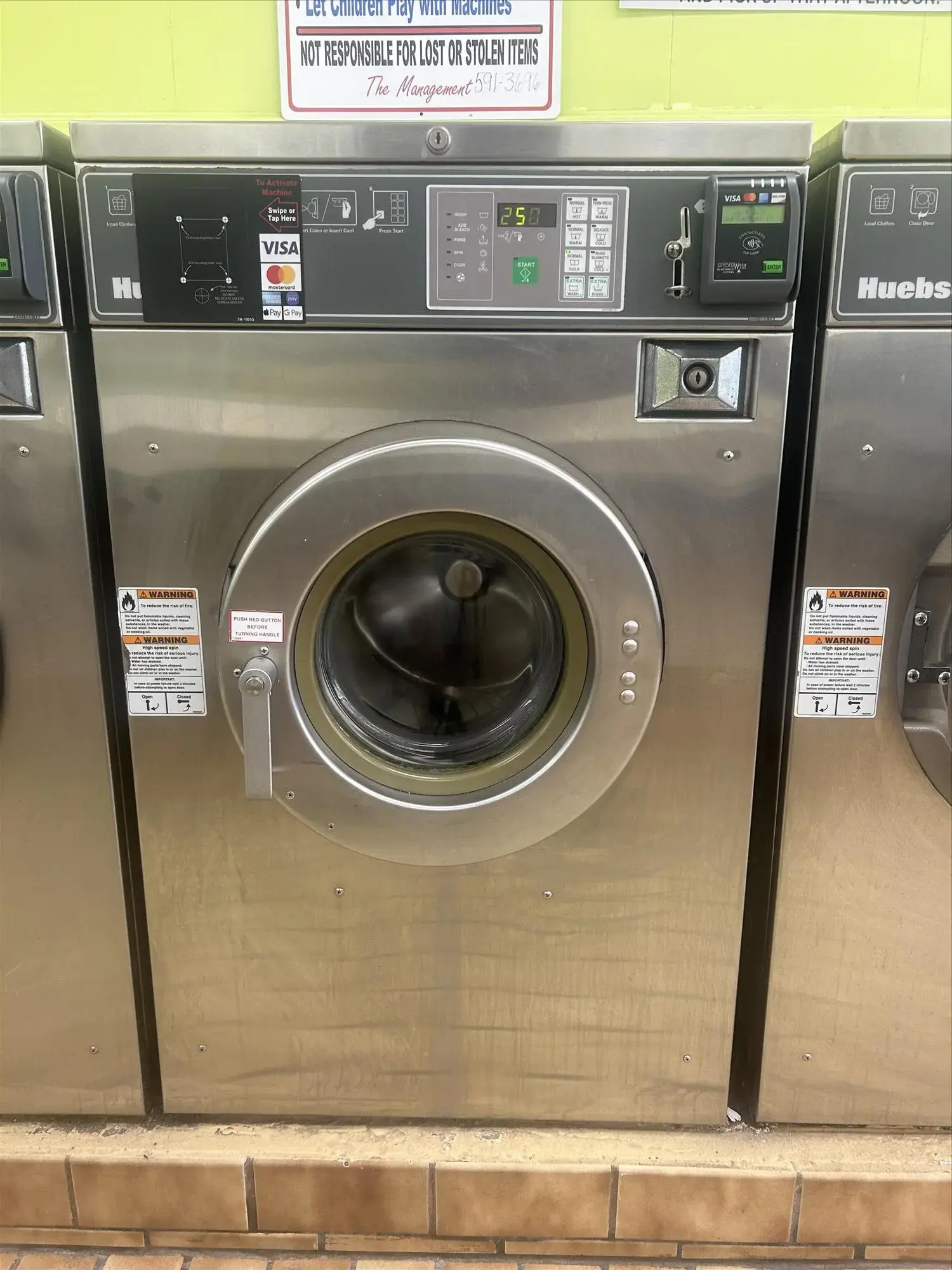 Mayport Coin Laundry thumbnail 4