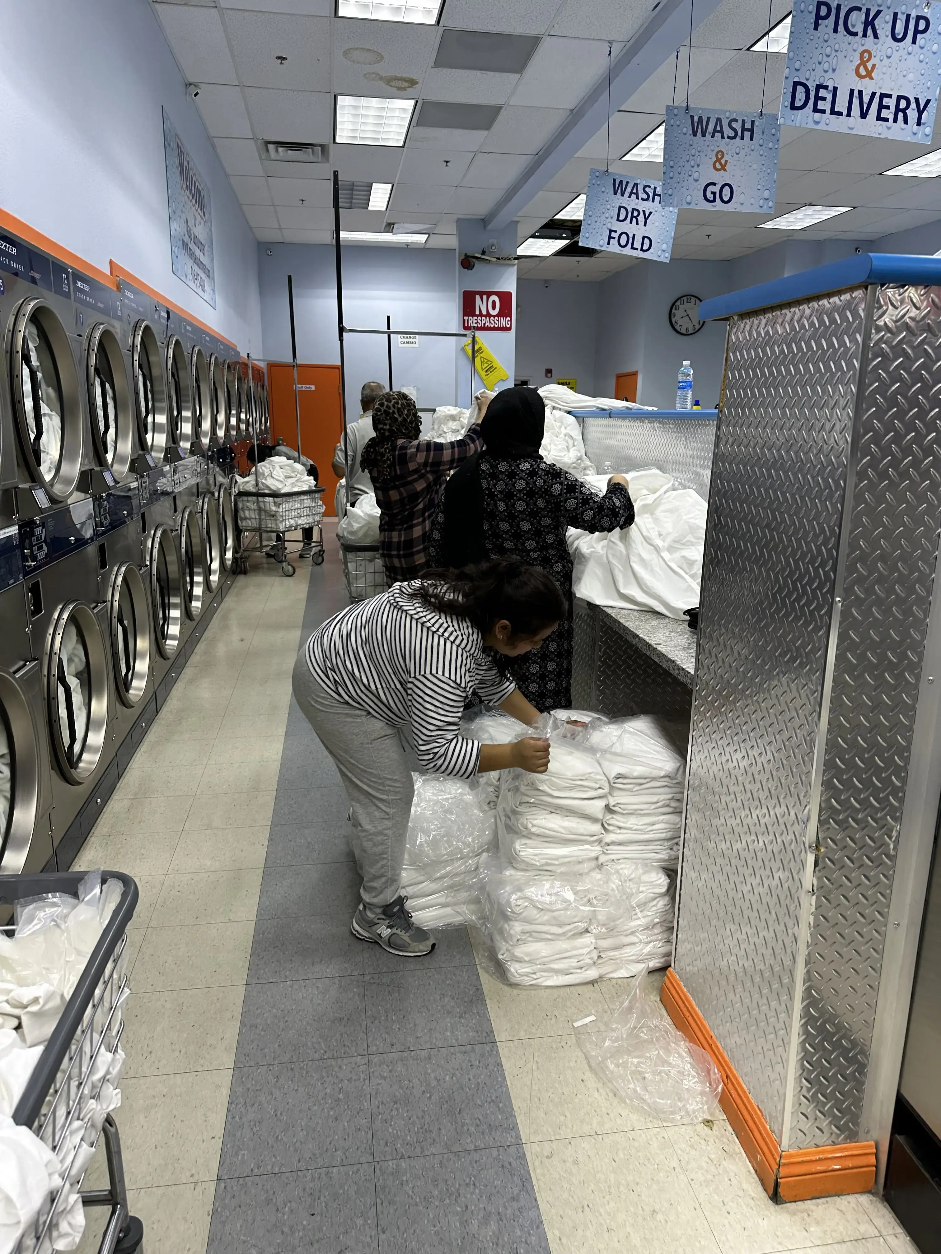Mays Laundromat inc. - Image 10