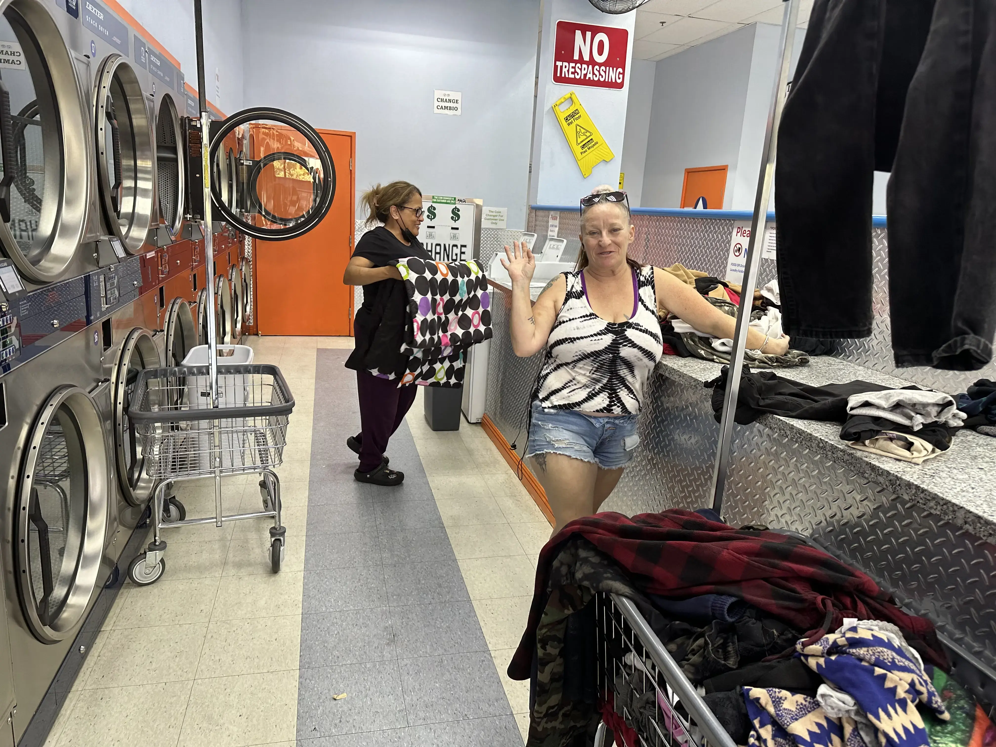 Mays Laundromat inc. thumbnail 15