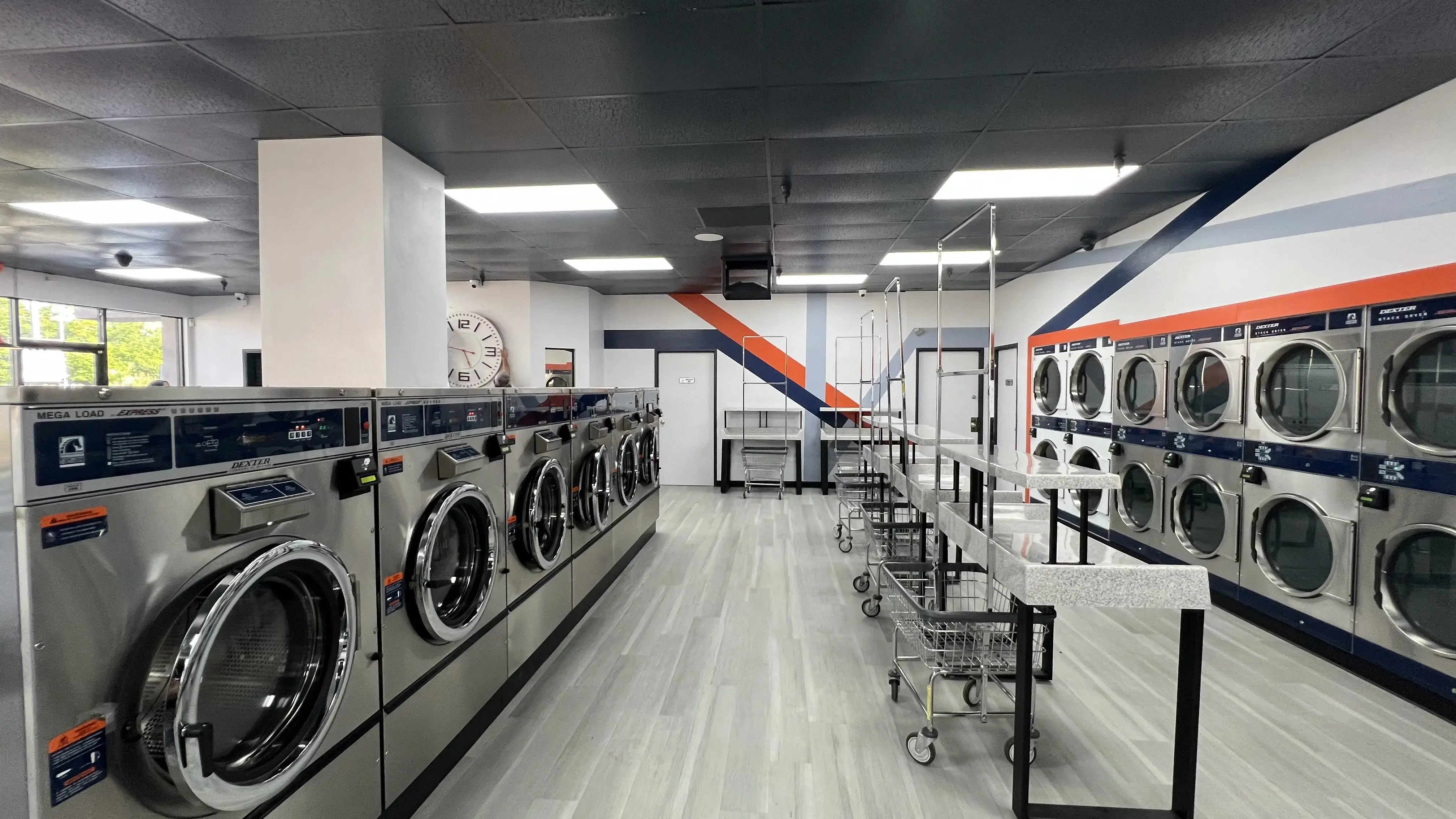 Mays Laundromat thumbnail 1