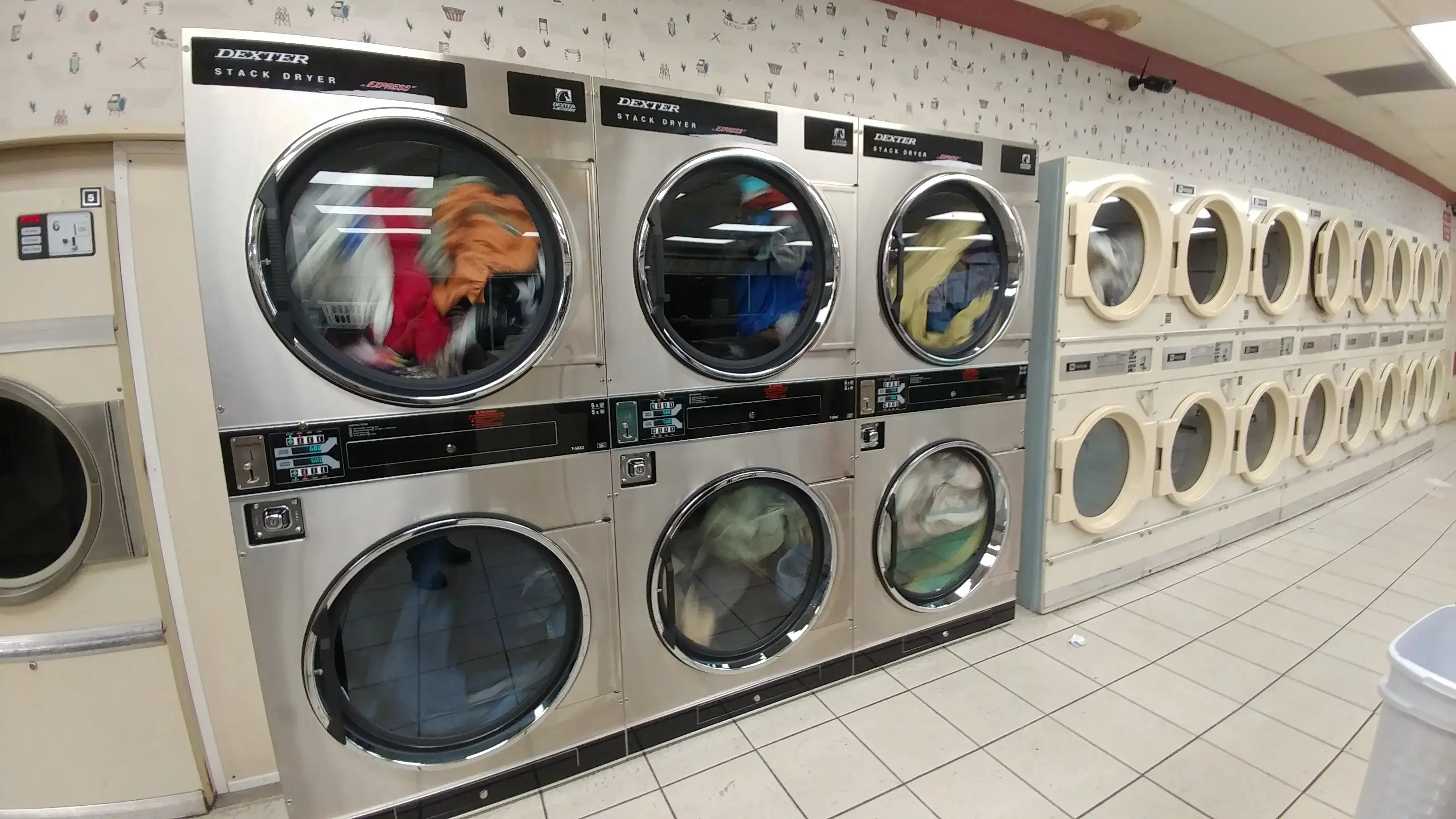 Maytag Coin Laundry thumbnail 16