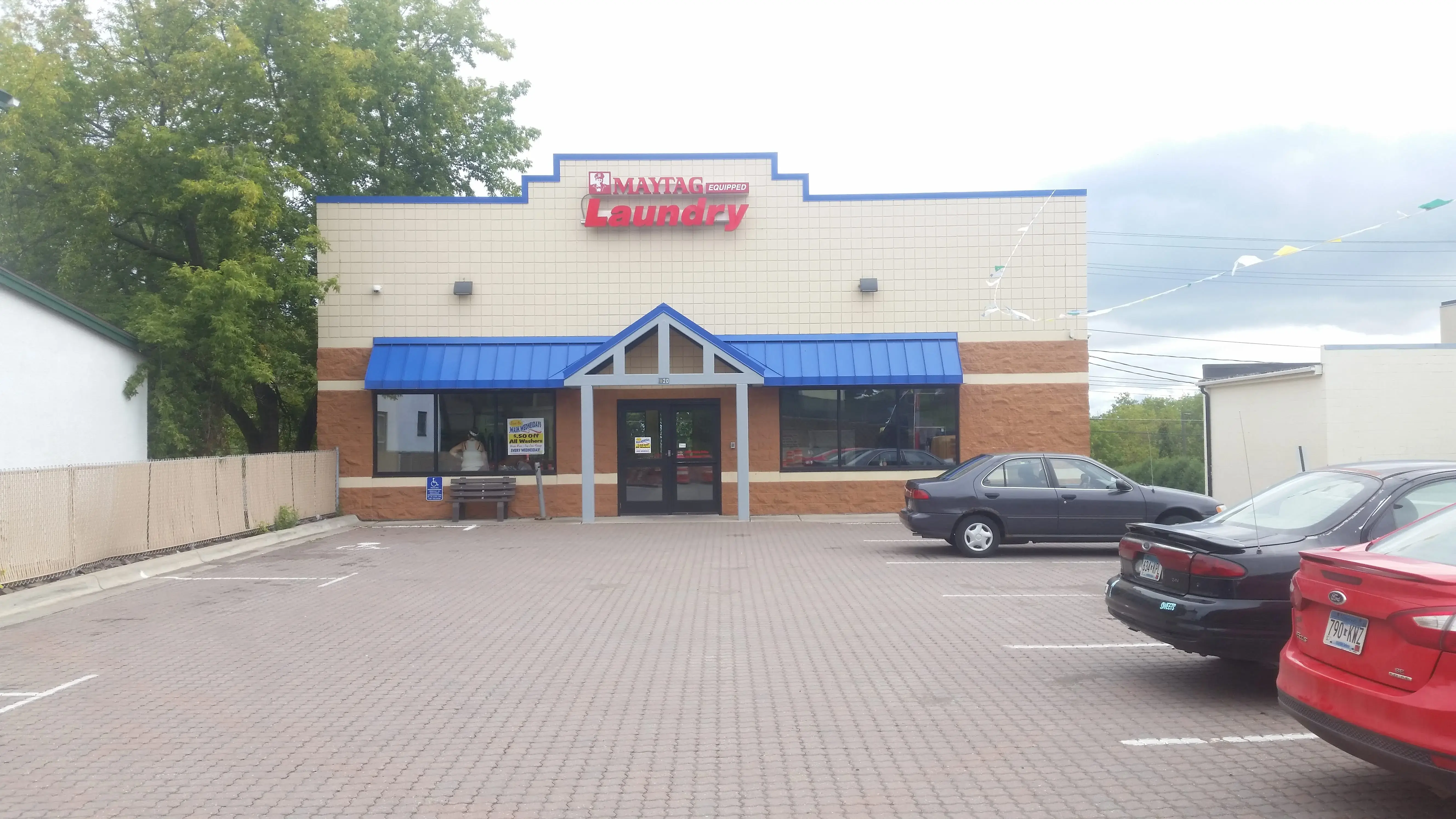 Maytag Coin Laundry of Duluth thumbnail 2