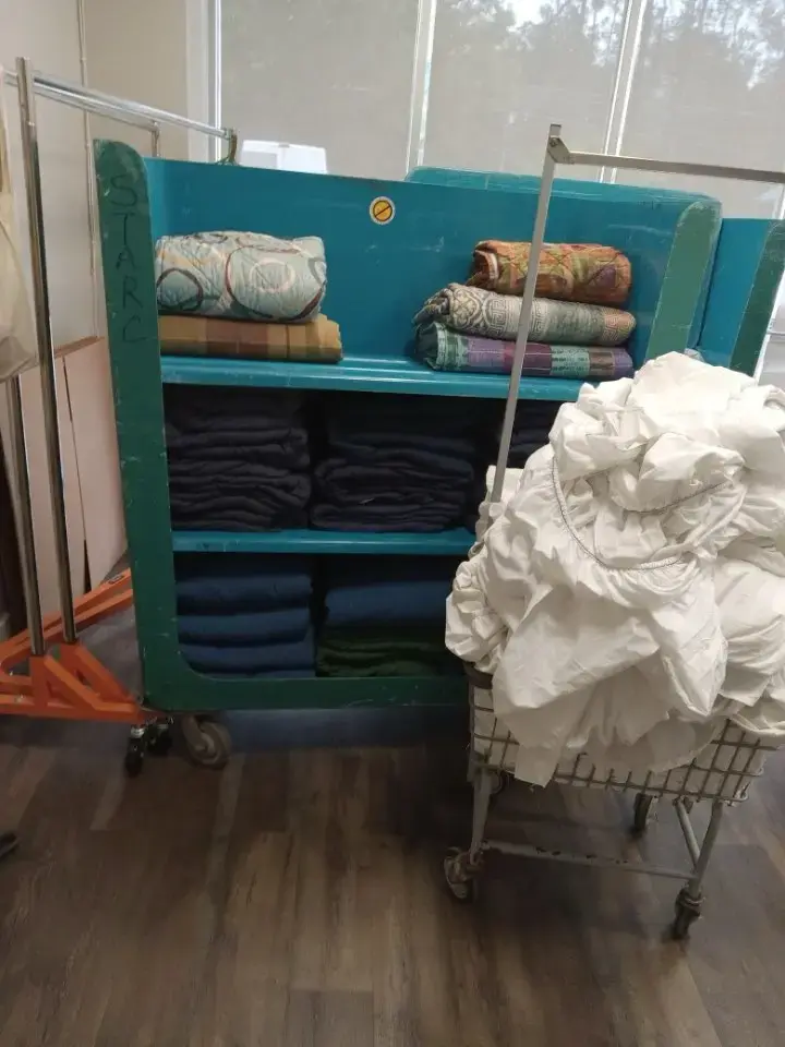Maytag Equipped Laundromat thumbnail 11