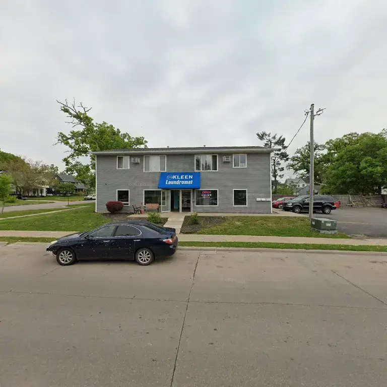 Maytag Equipped Laundry location