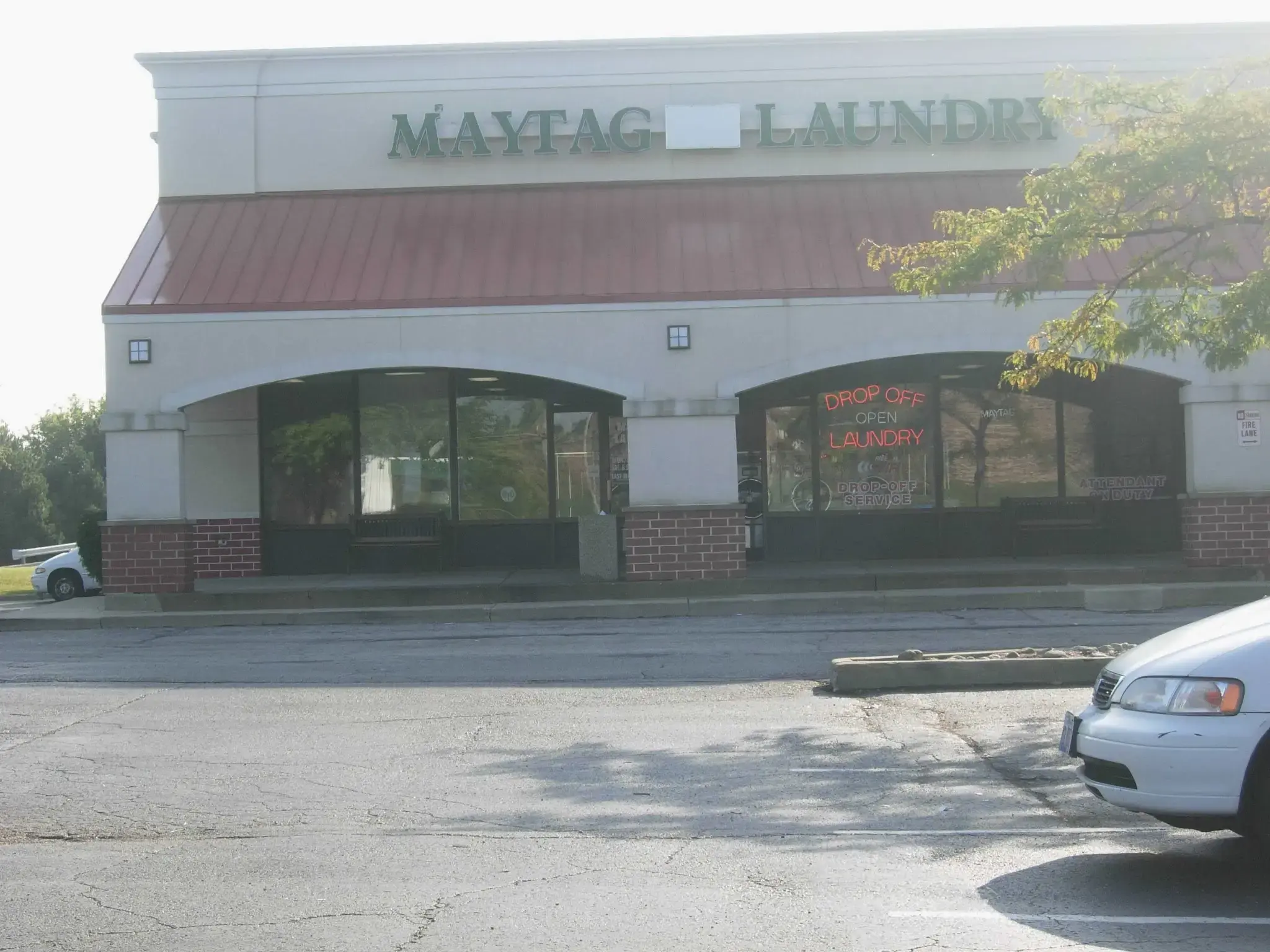Maytag Laundromat - Image 18