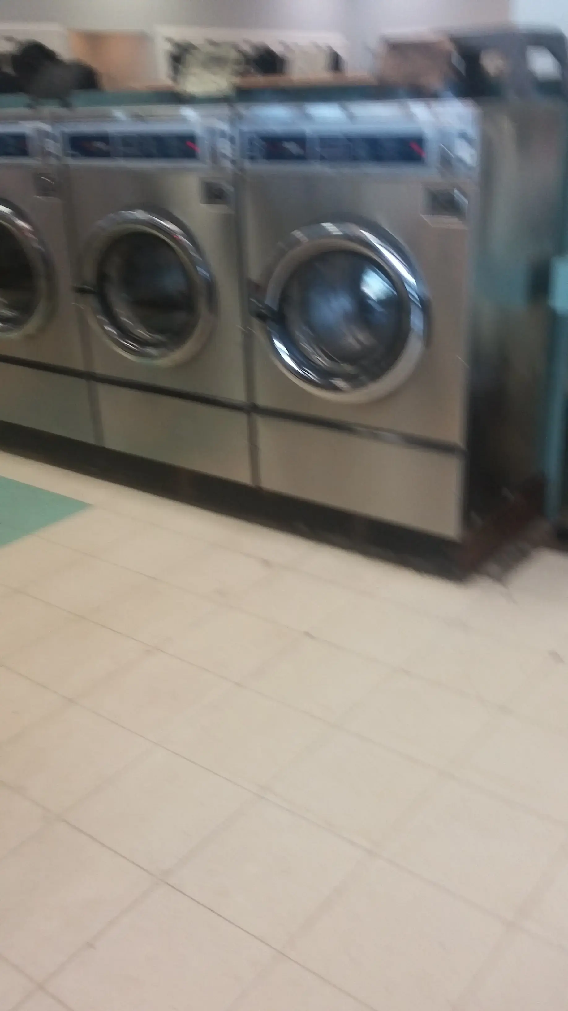 Maytag Laundromat thumbnail 17