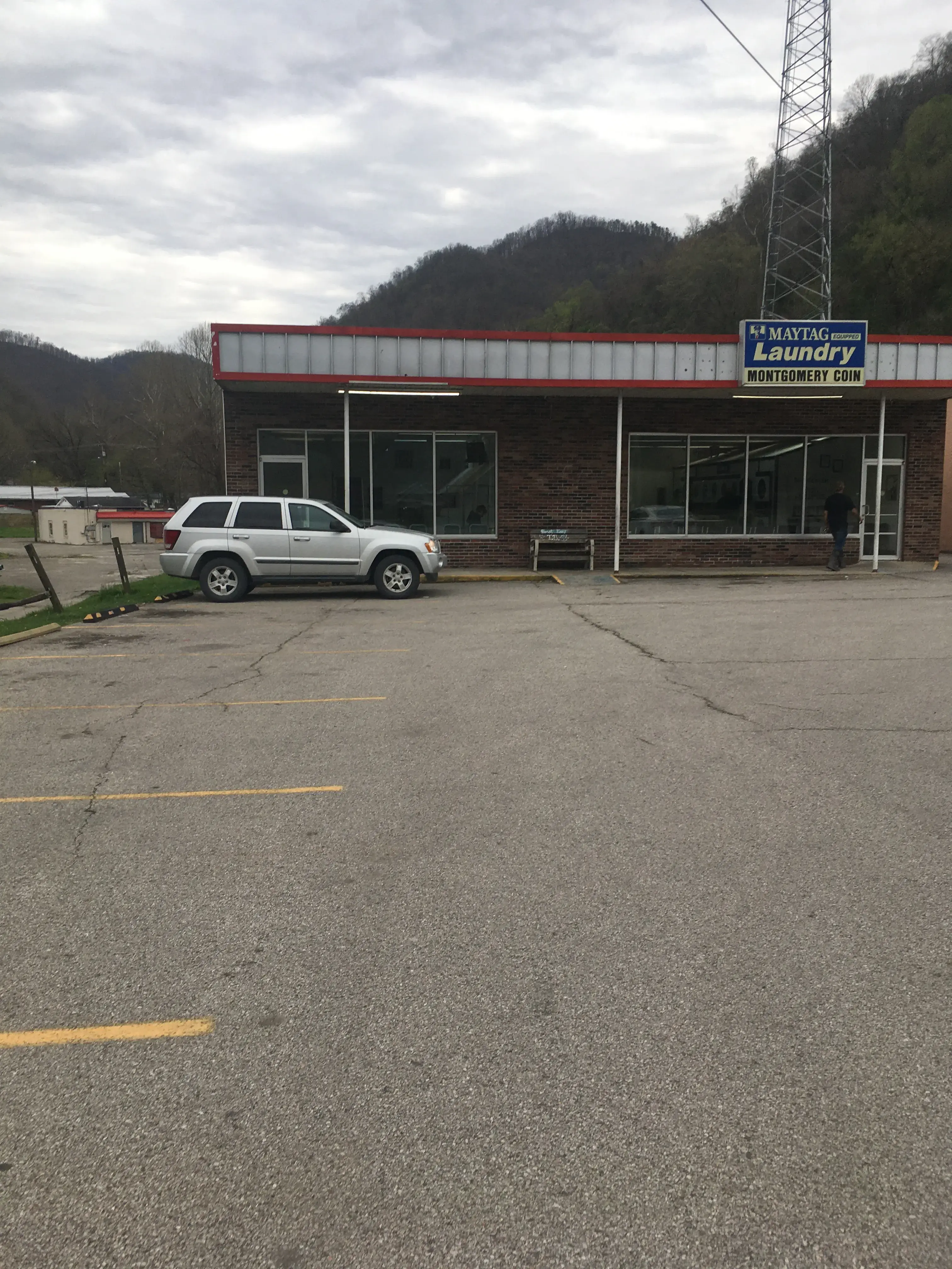 Maytag Laundromat thumbnail 12