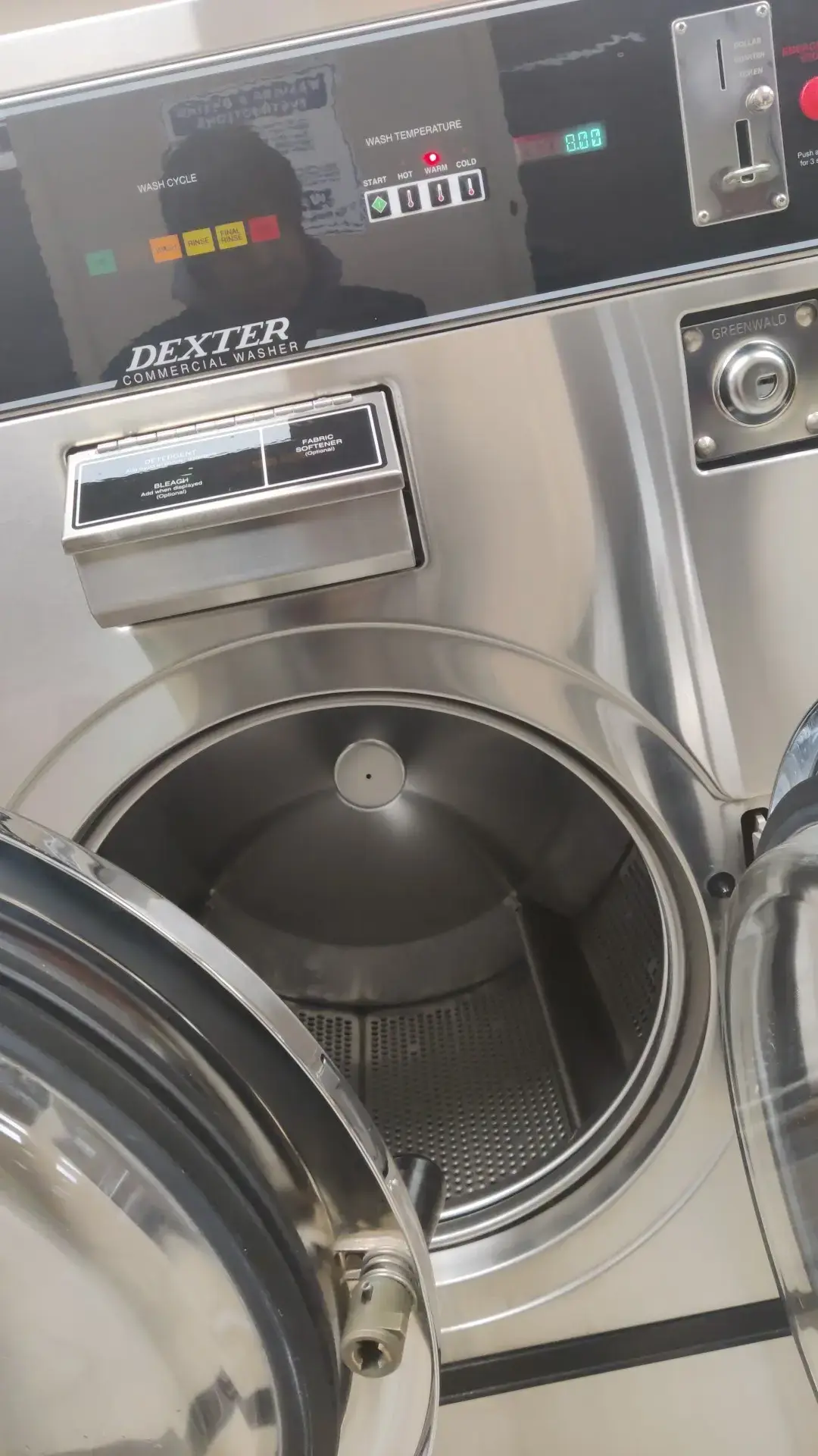 Maytag Laundry - Image 13