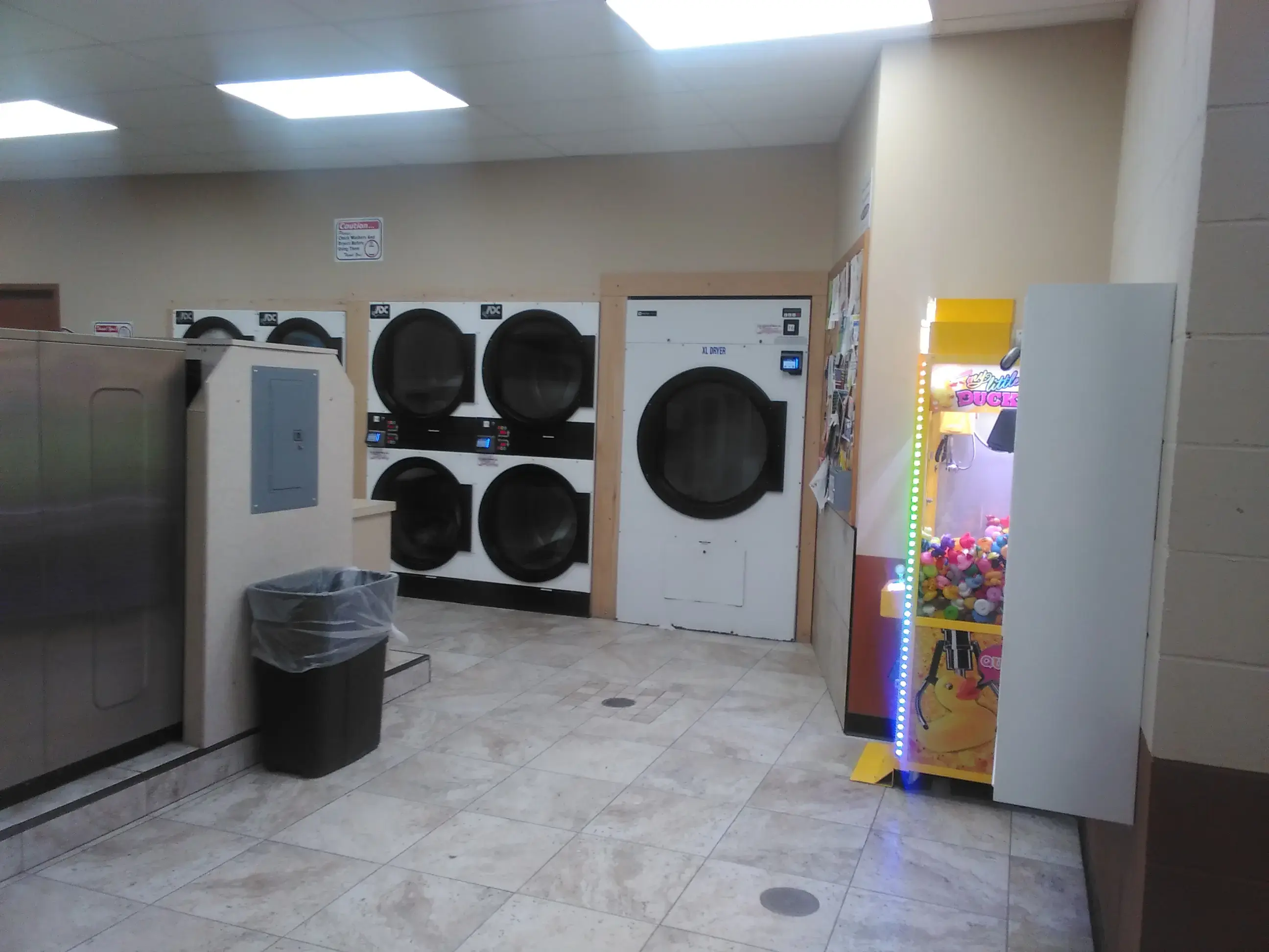 Maytag Laundry thumbnail 7