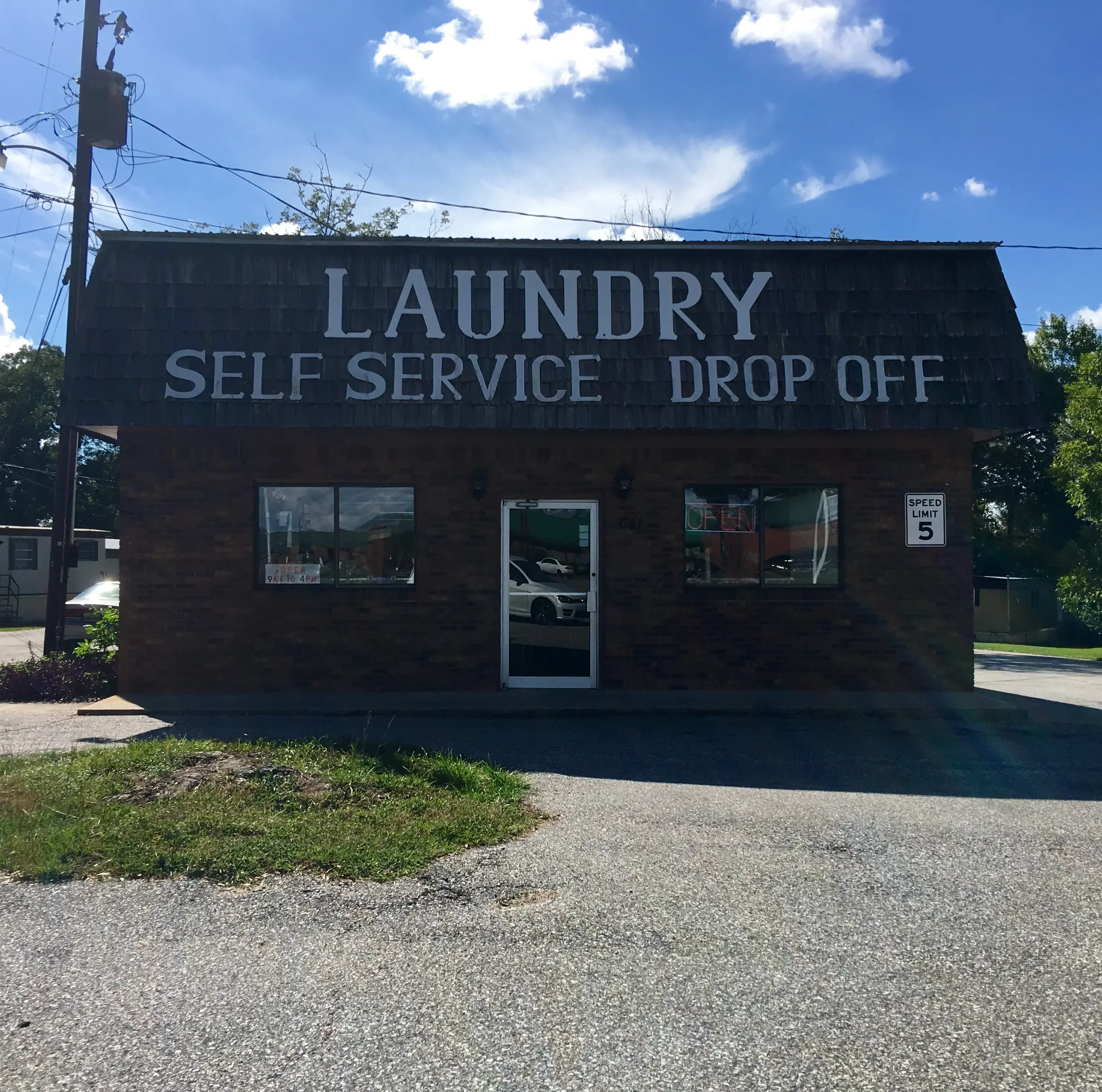 Maytag Laundry - Image 2