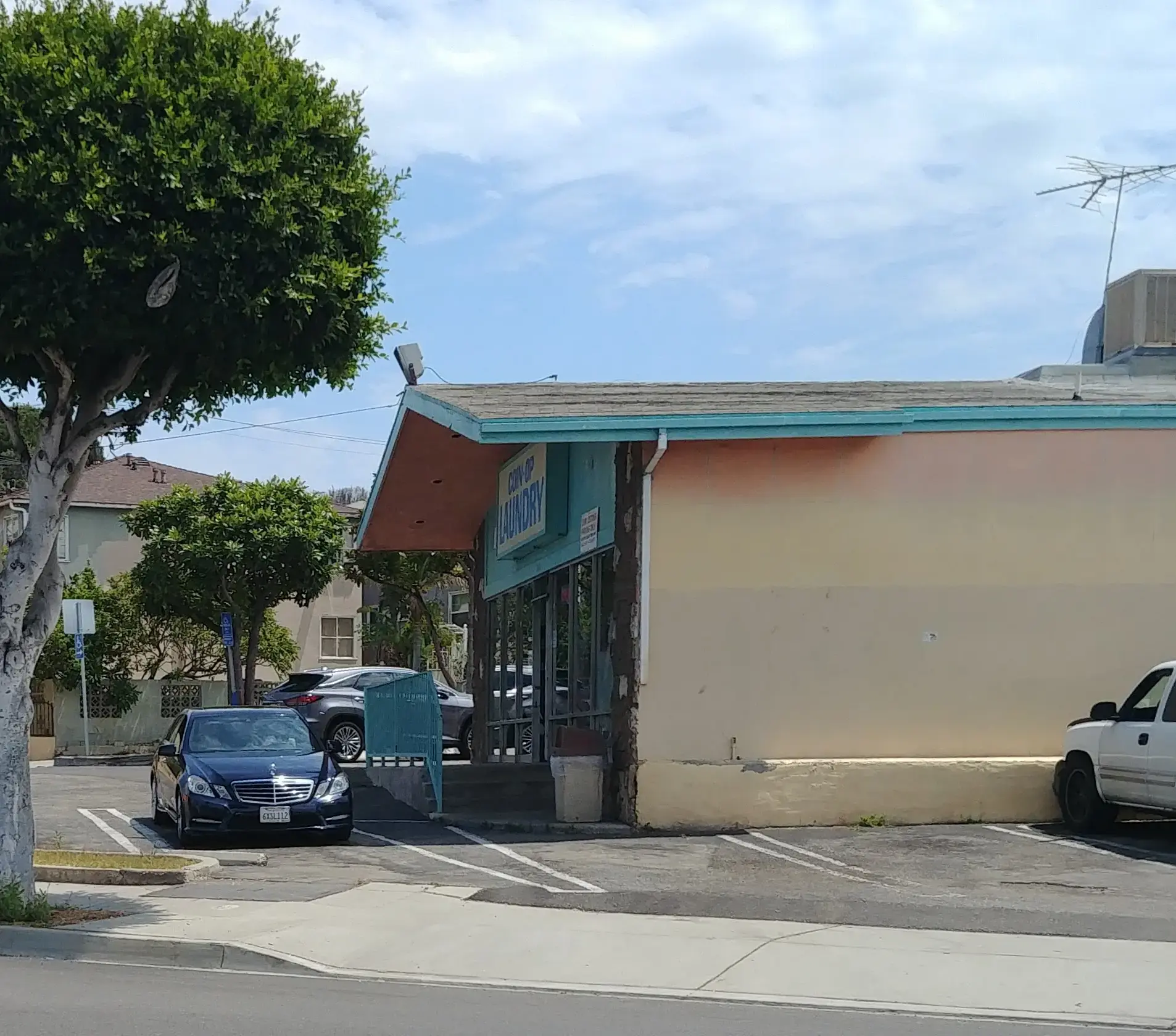 Maytag Laundry thumbnail 3