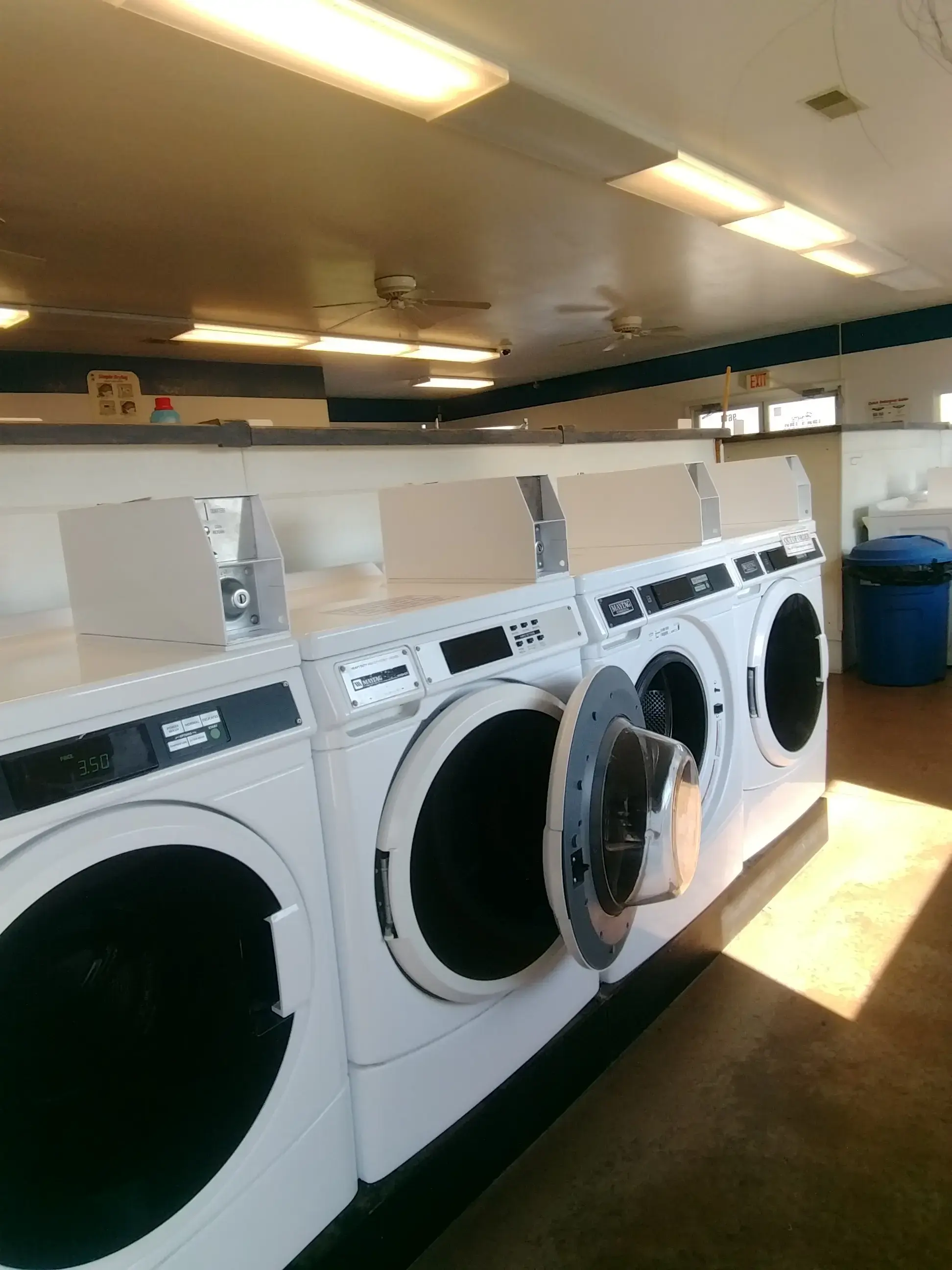 Maytag laundry thumbnail 1