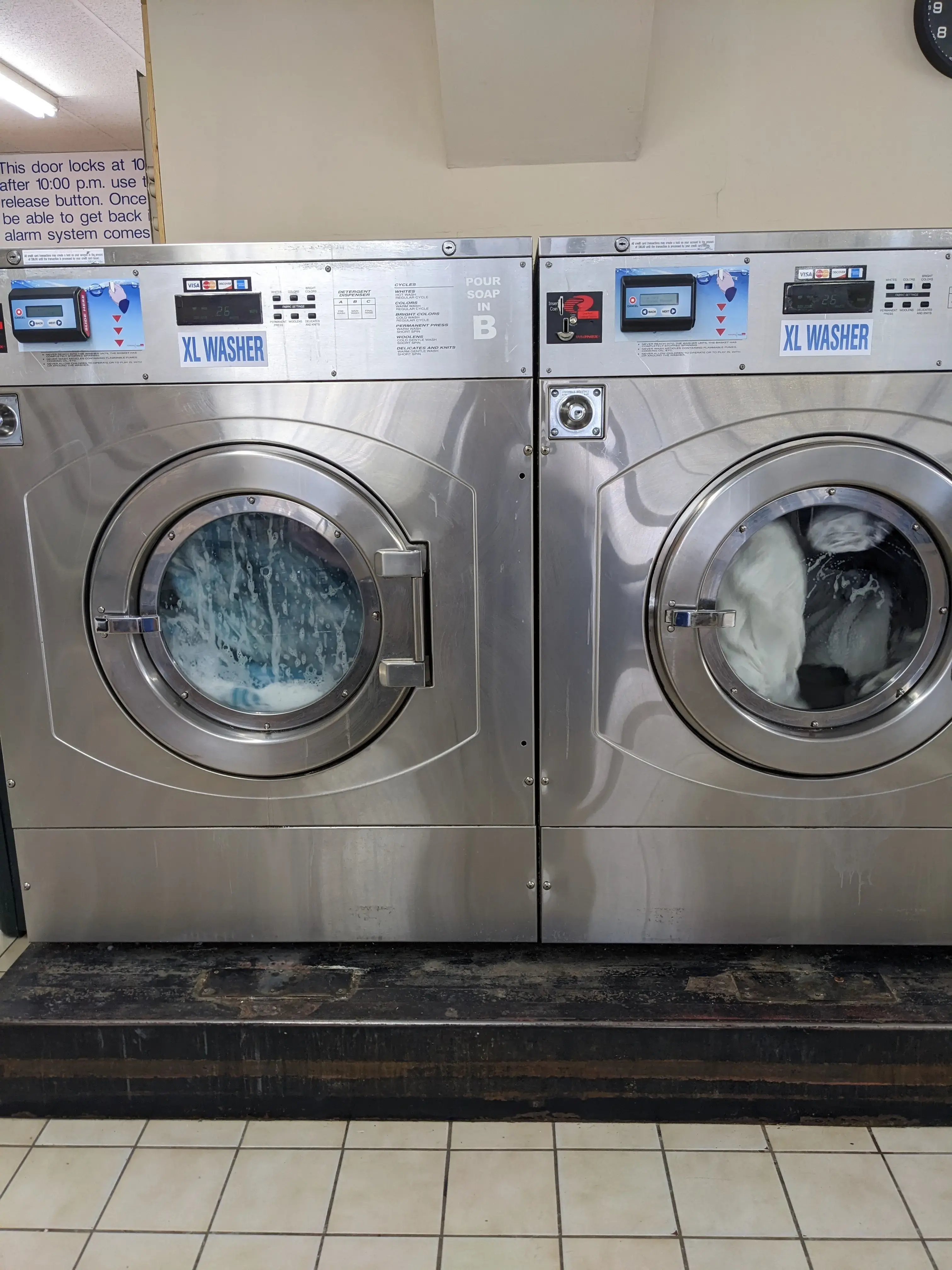 Maytag Laundry of Forest Lake thumbnail 8