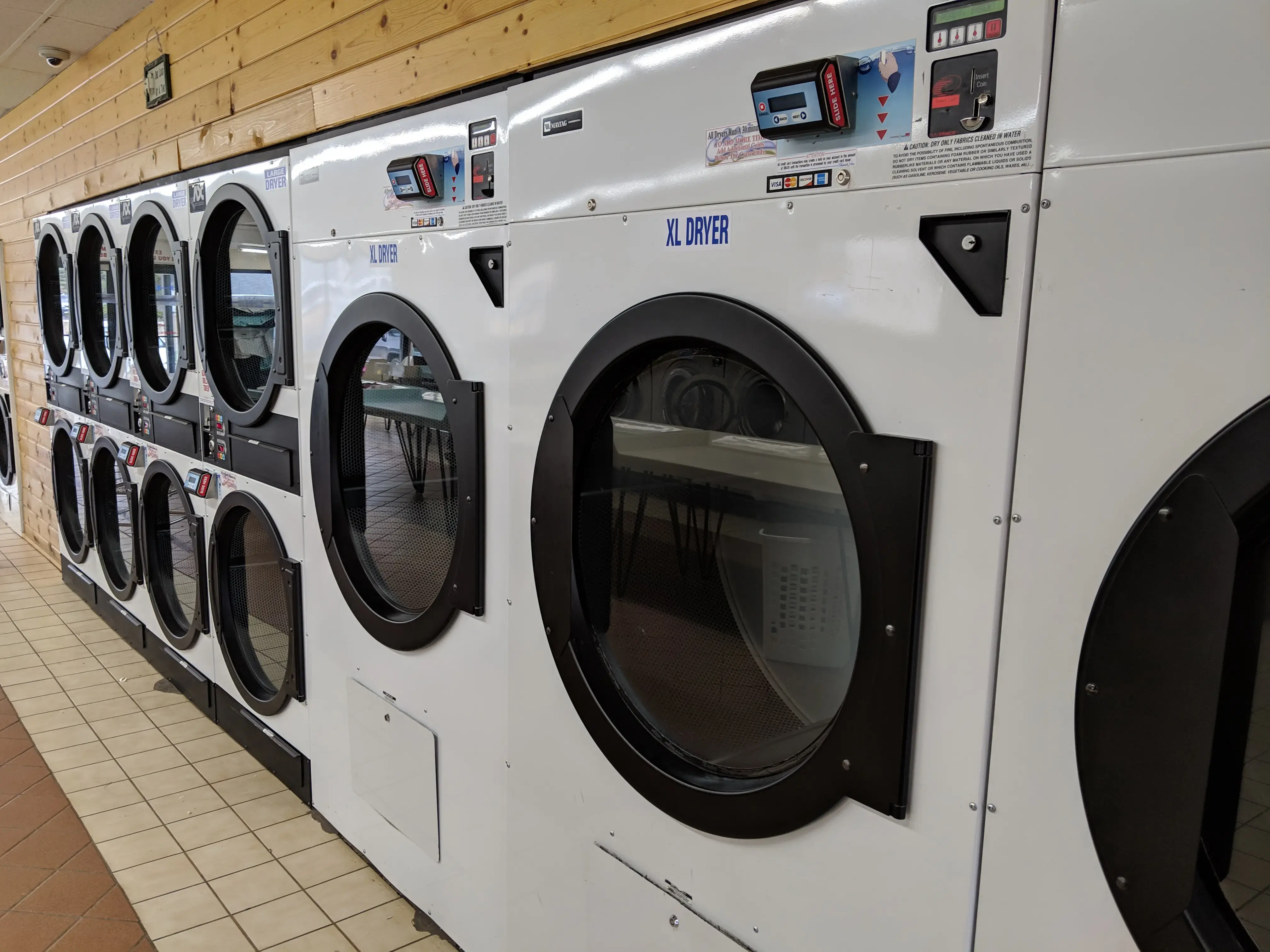 Maytag Laundry of Forest Lake thumbnail 3