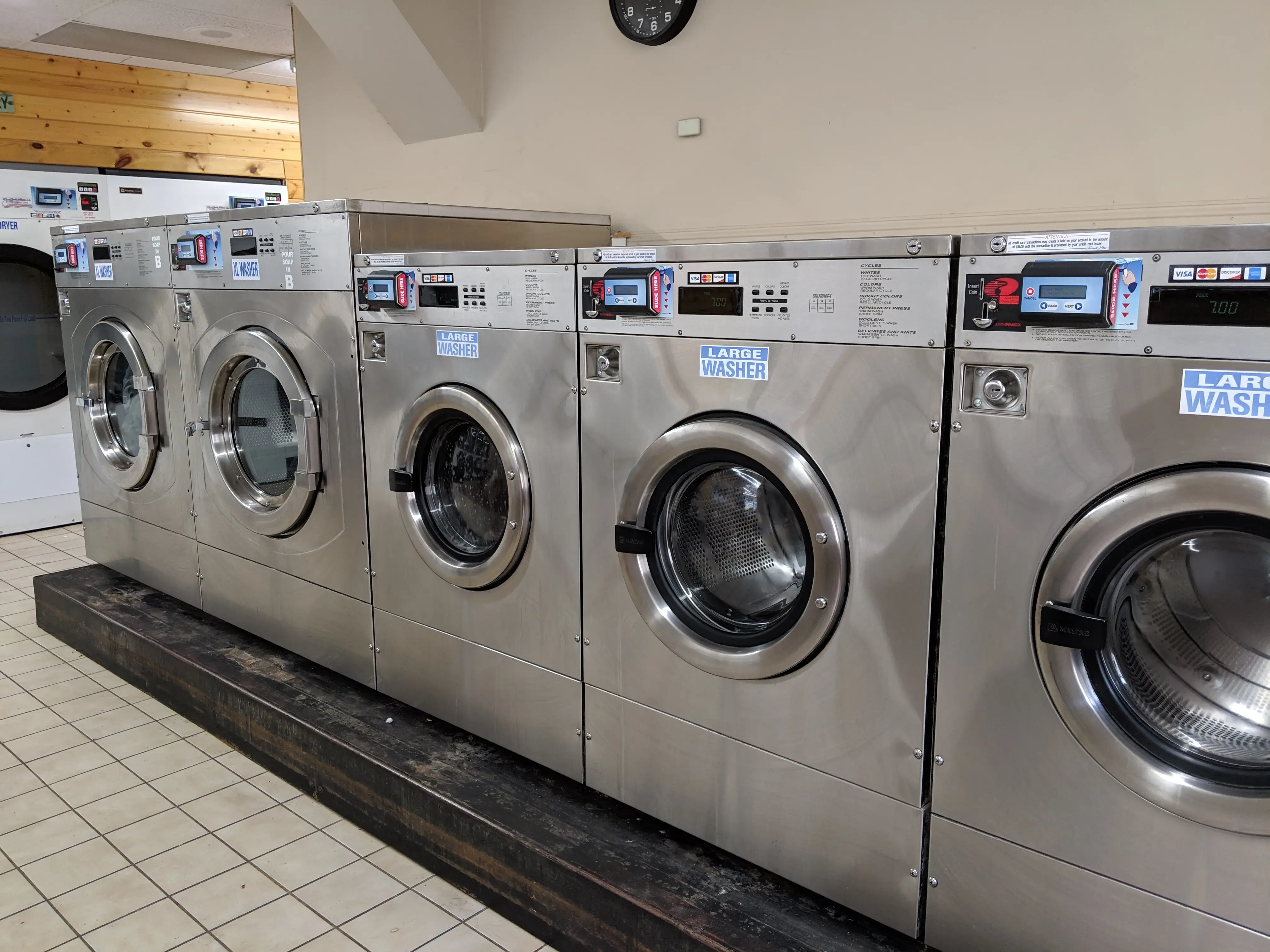 Maytag Laundry of Forest Lake - Image 2