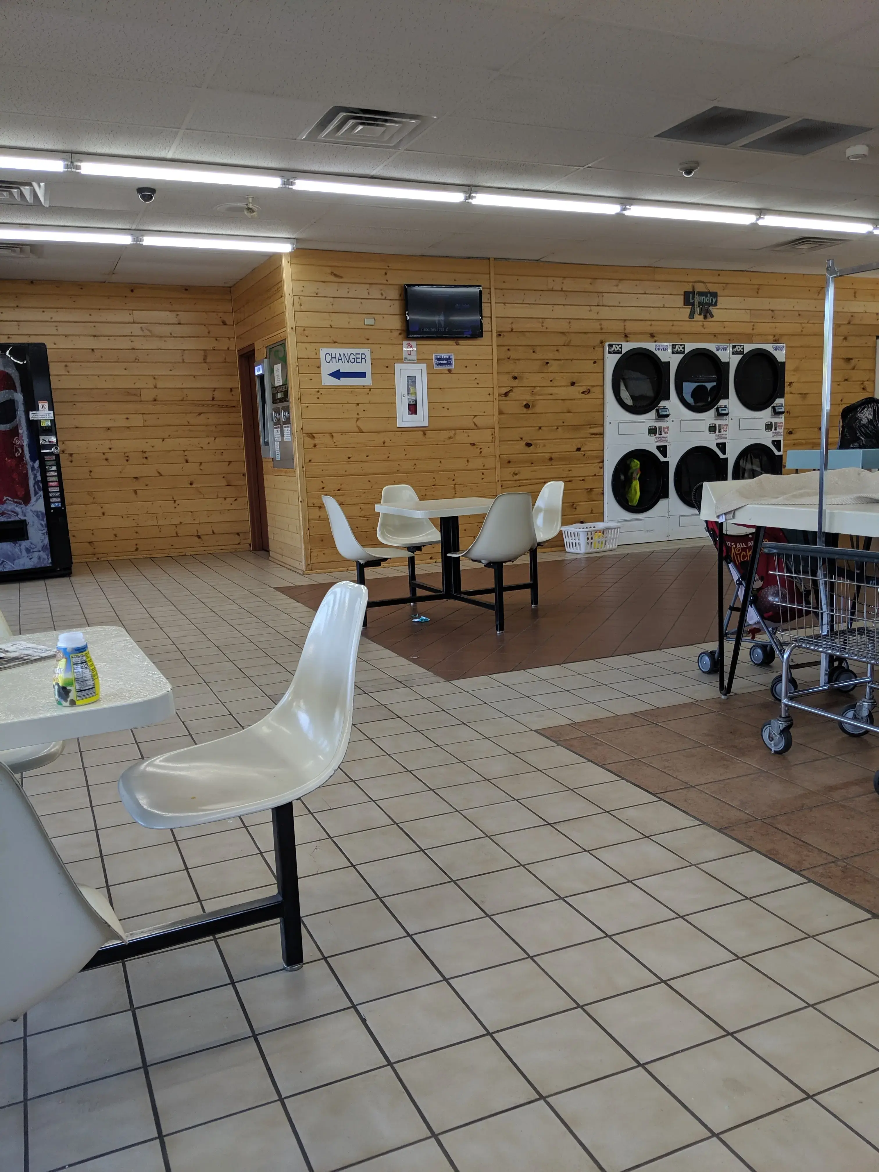 Maytag Laundry of Forest Lake thumbnail 11