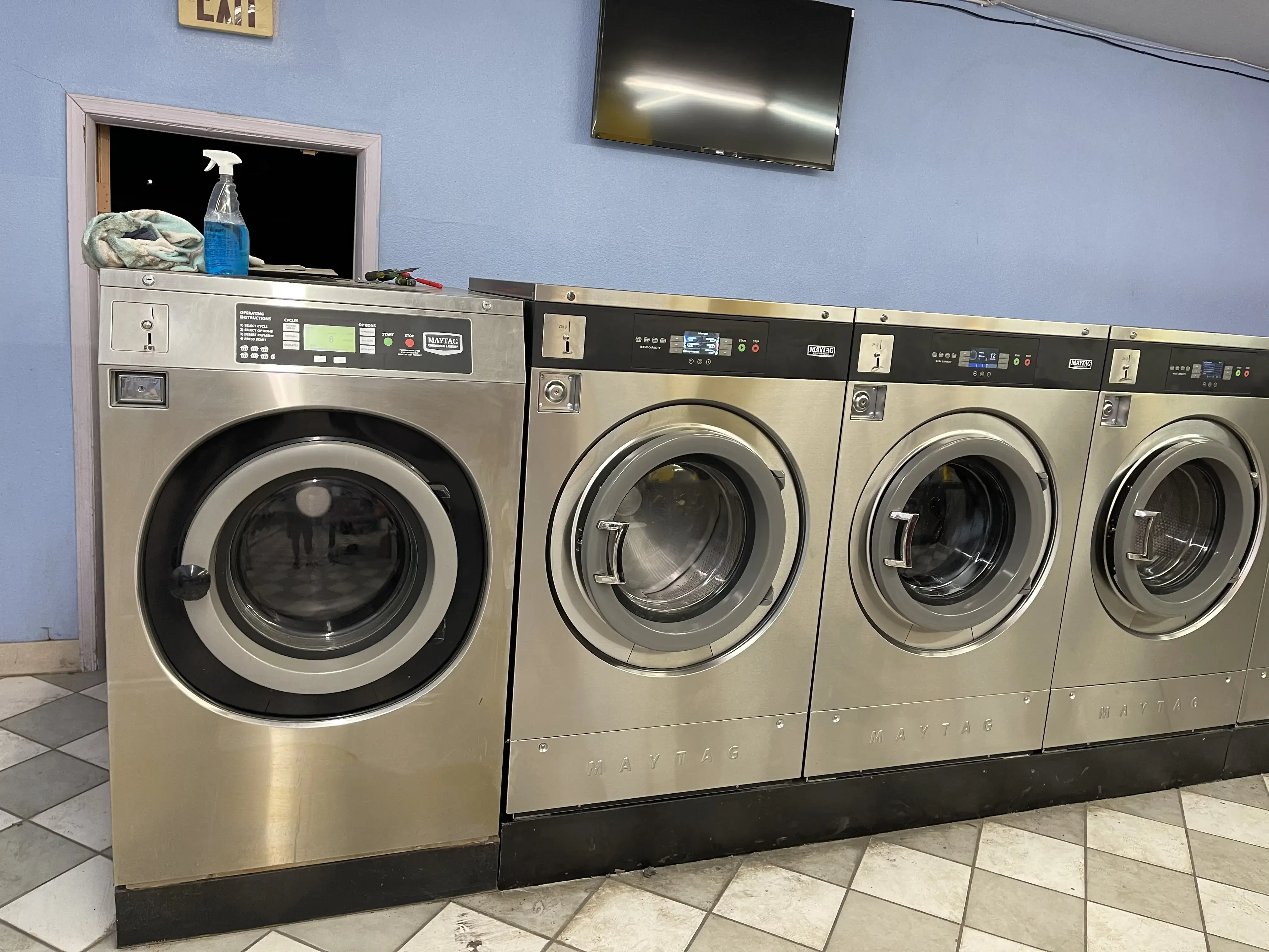Maytag Laundry location