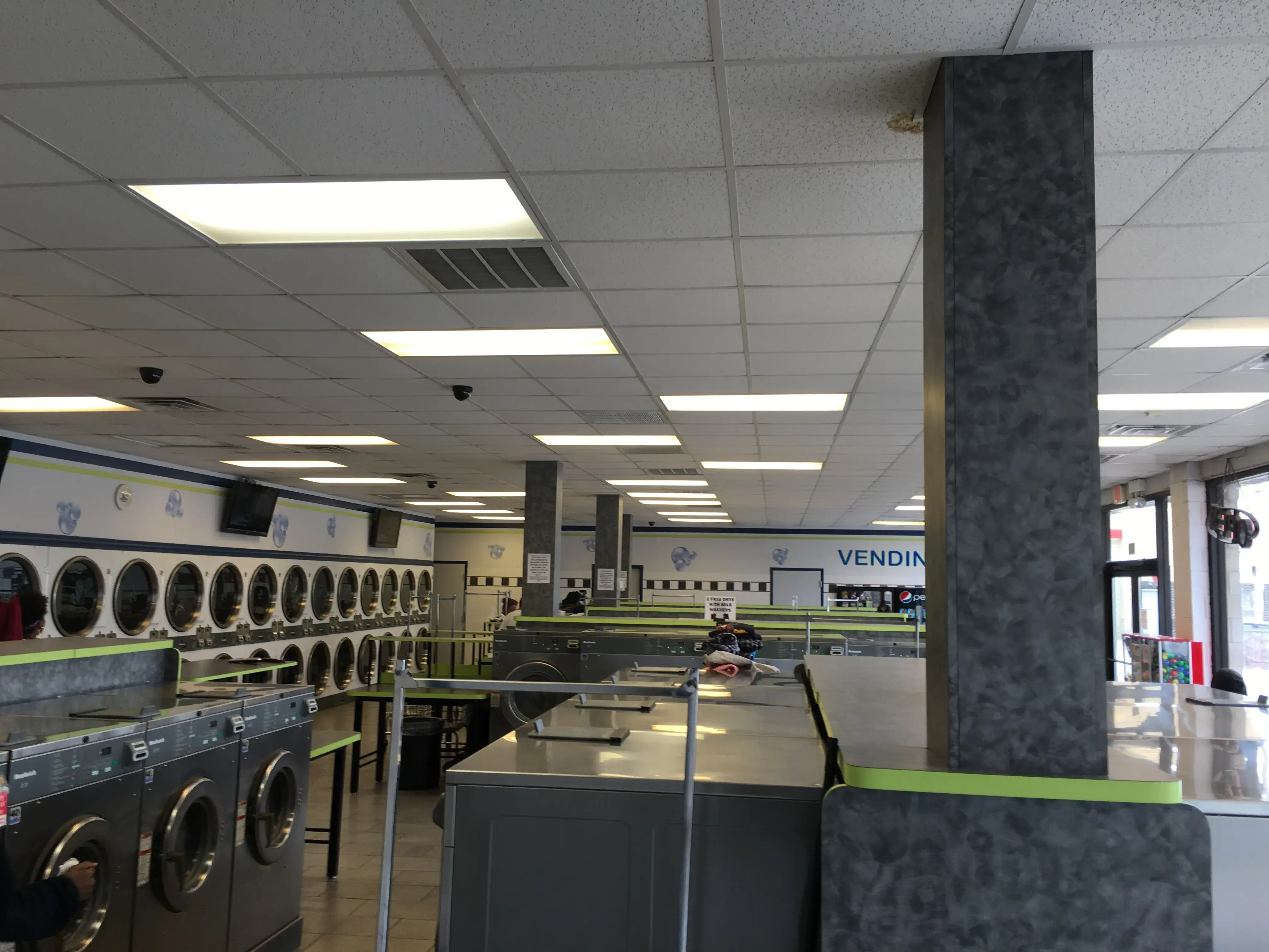 Maywood Laundromat location