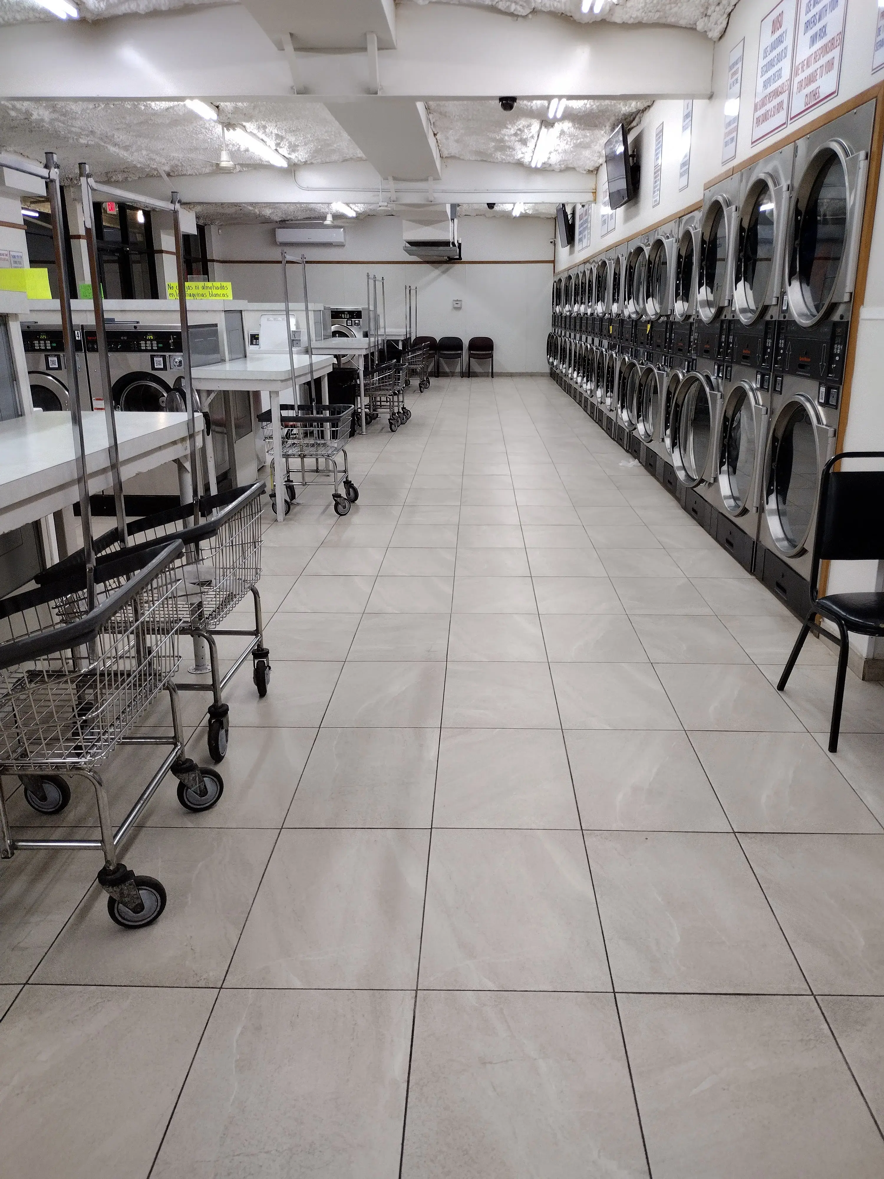 McAllen Bubbles Laundromat - Image 2