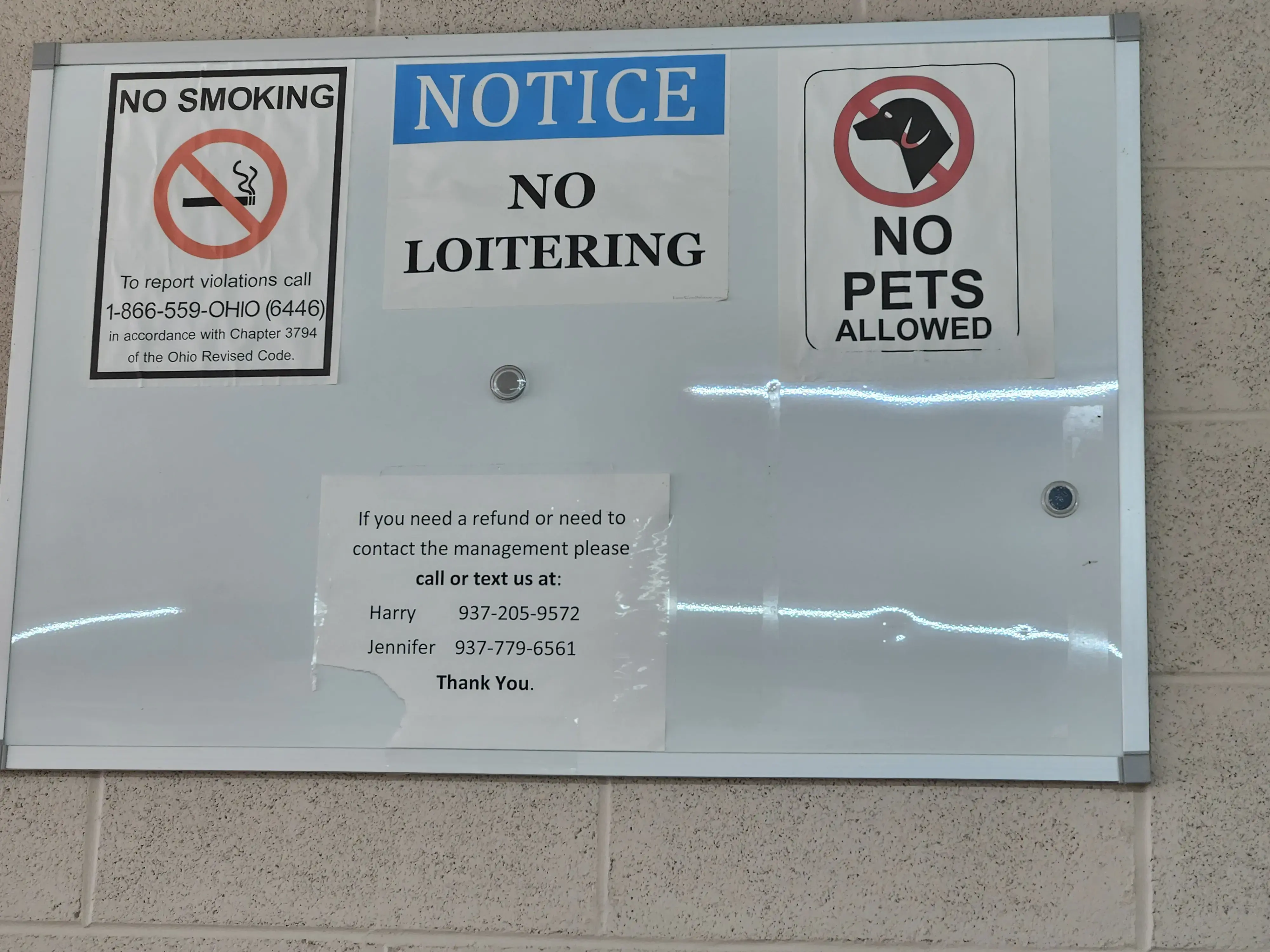 McCann's Laundromat - Image 5