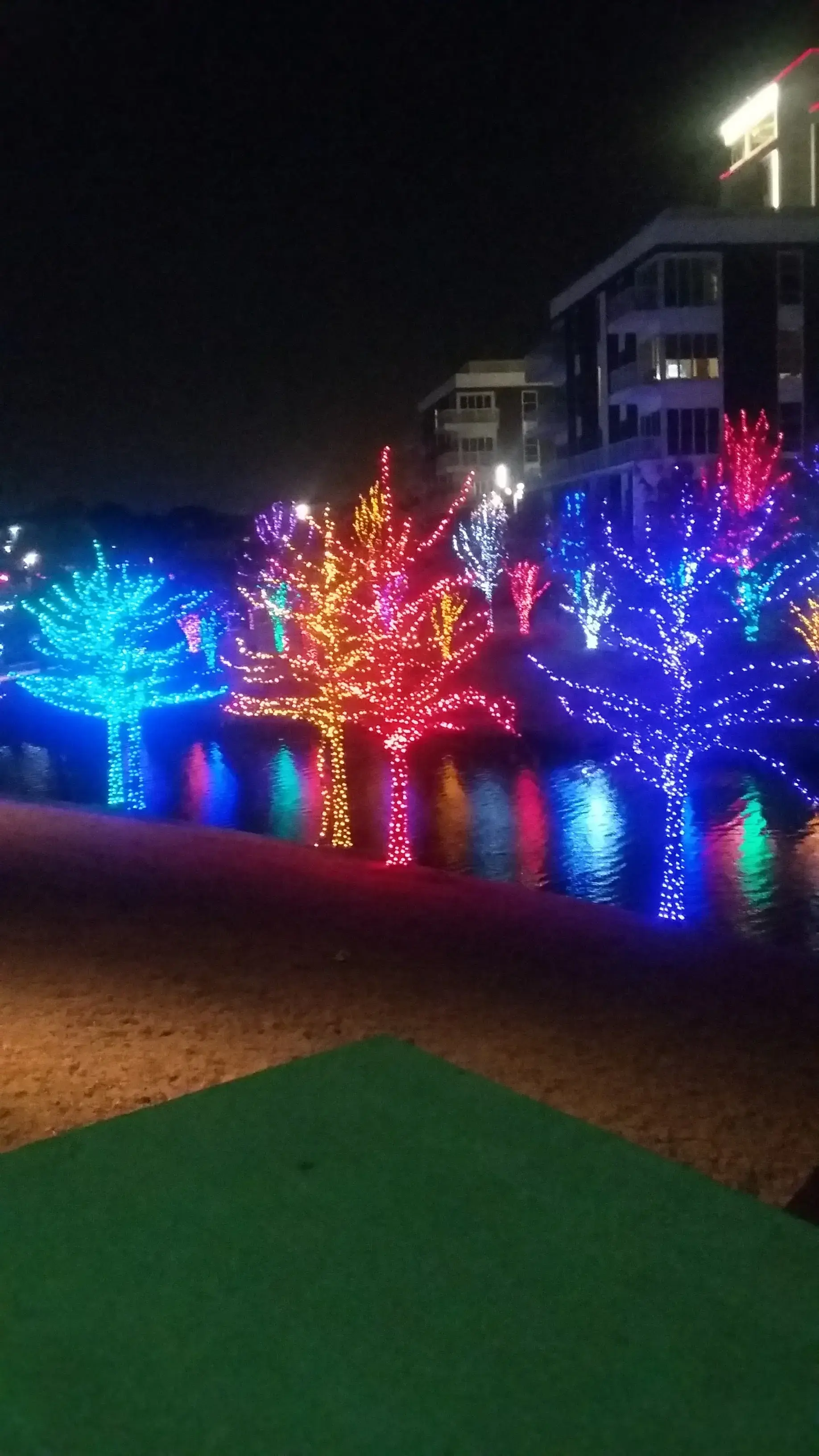 McCart Superwash Coin Laundry - Image 10