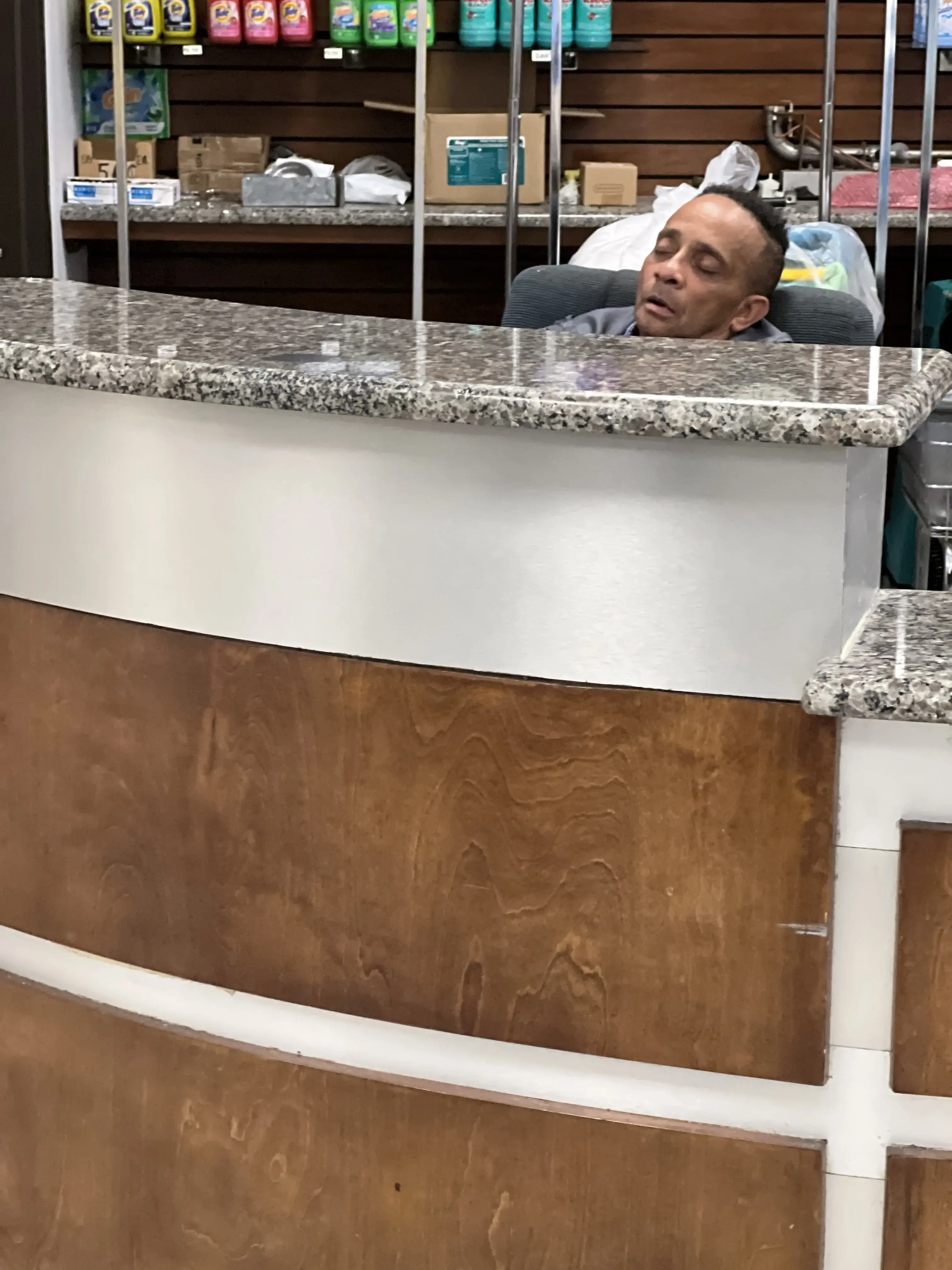 McCart Superwash Coin Laundry thumbnail 9