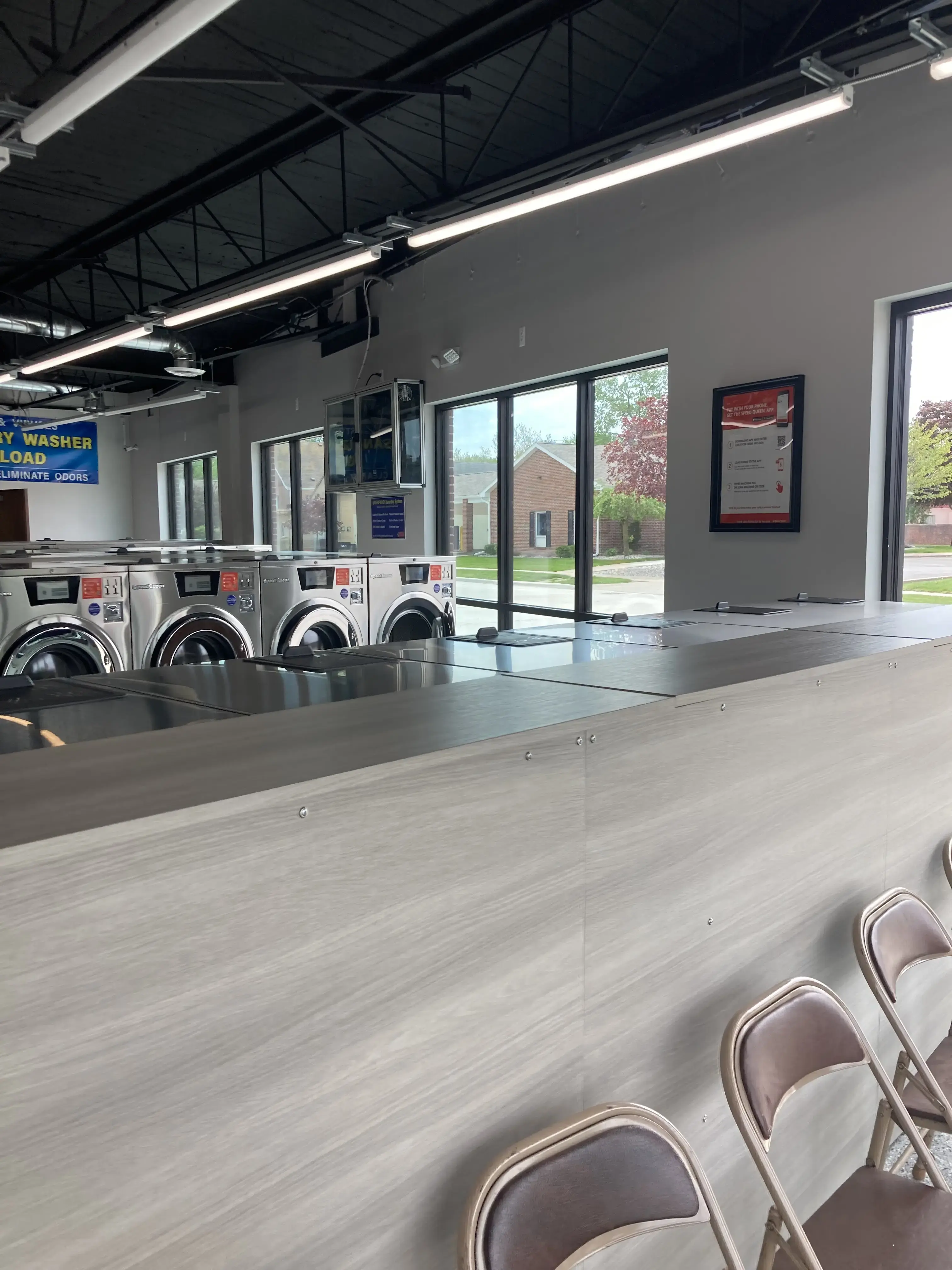 mClean Laundry - Laundromat & Drop off Services - Image 8