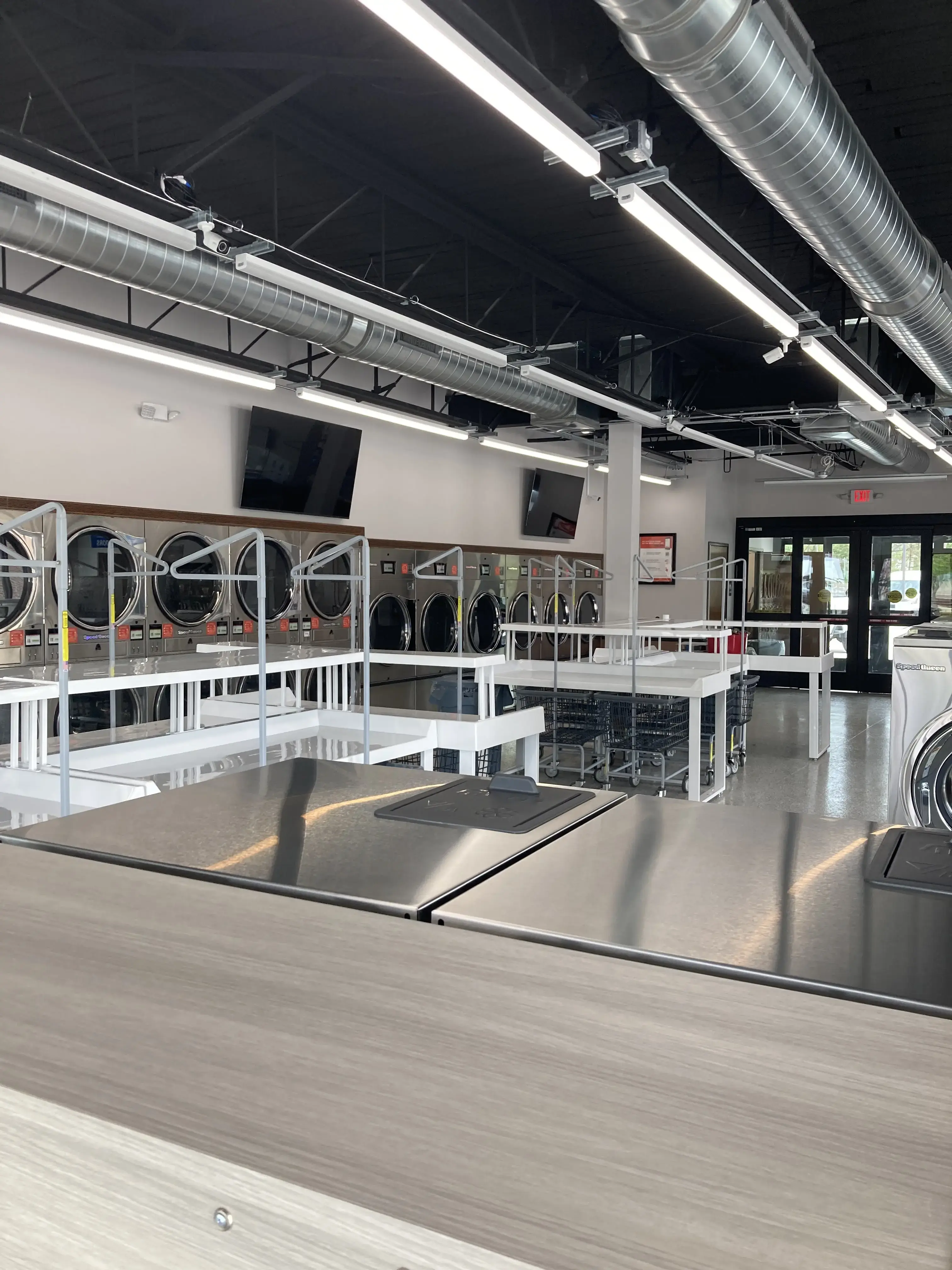 mClean Laundry - Laundromat & Drop off Services - Image 9