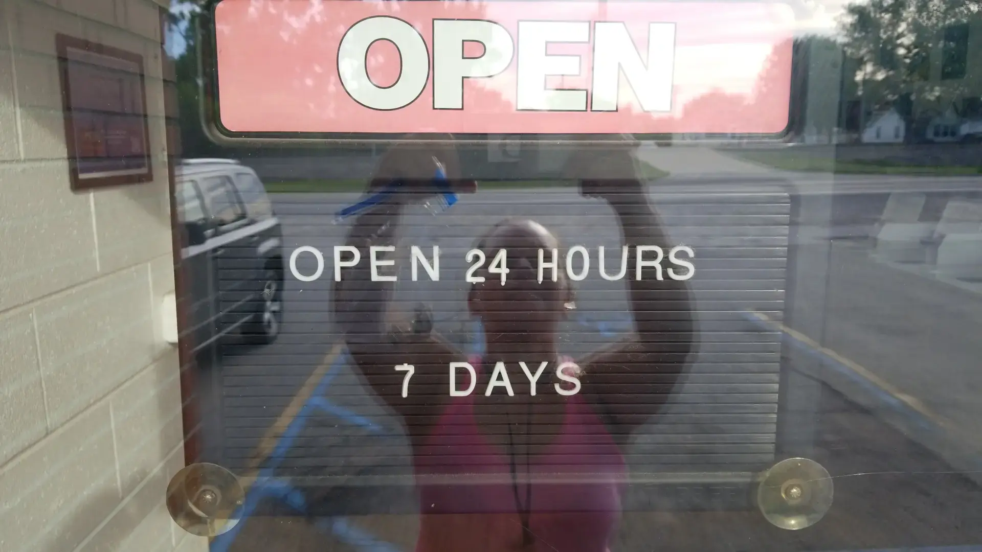 mClean Laundry thumbnail 17