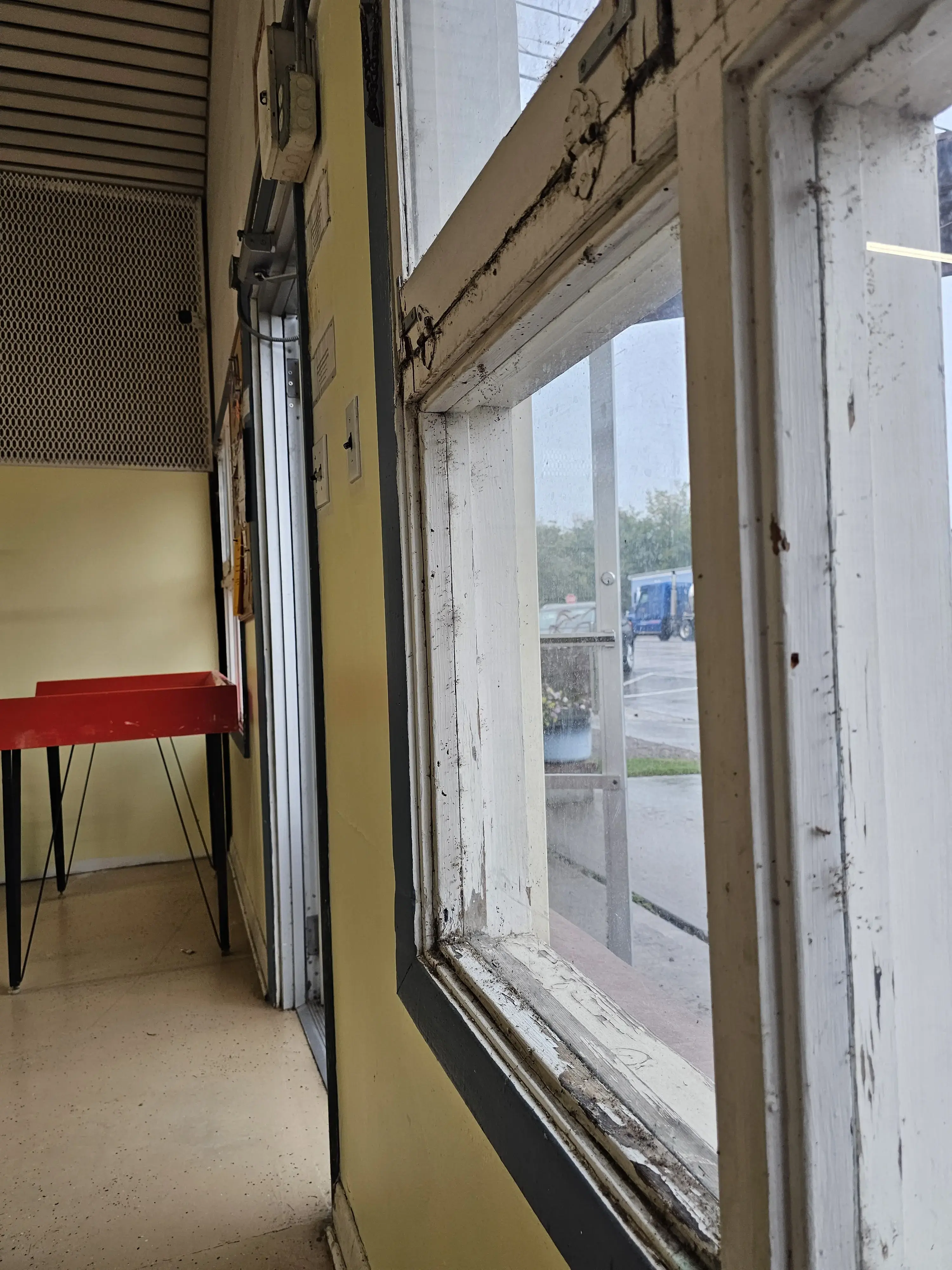 Meeker Laundry - Image 2